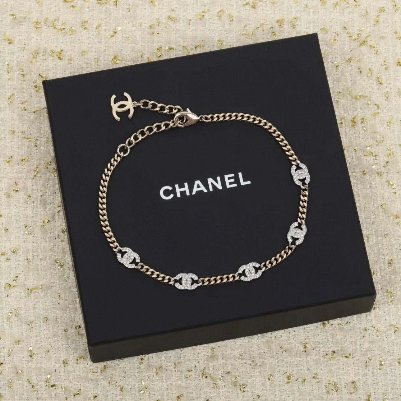 CHANEL Coco Mark Rhinestone Bijou Choker Rhinestone Necklace - image 2