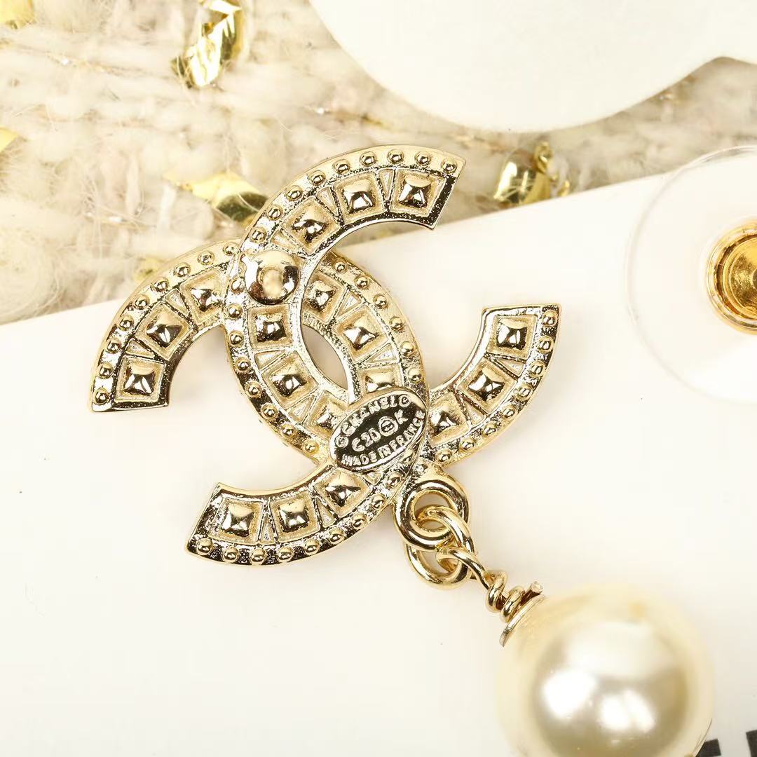 CHANEL Pale Gold Metal, Crystal And Pearl CC Drop Earrings - image 5