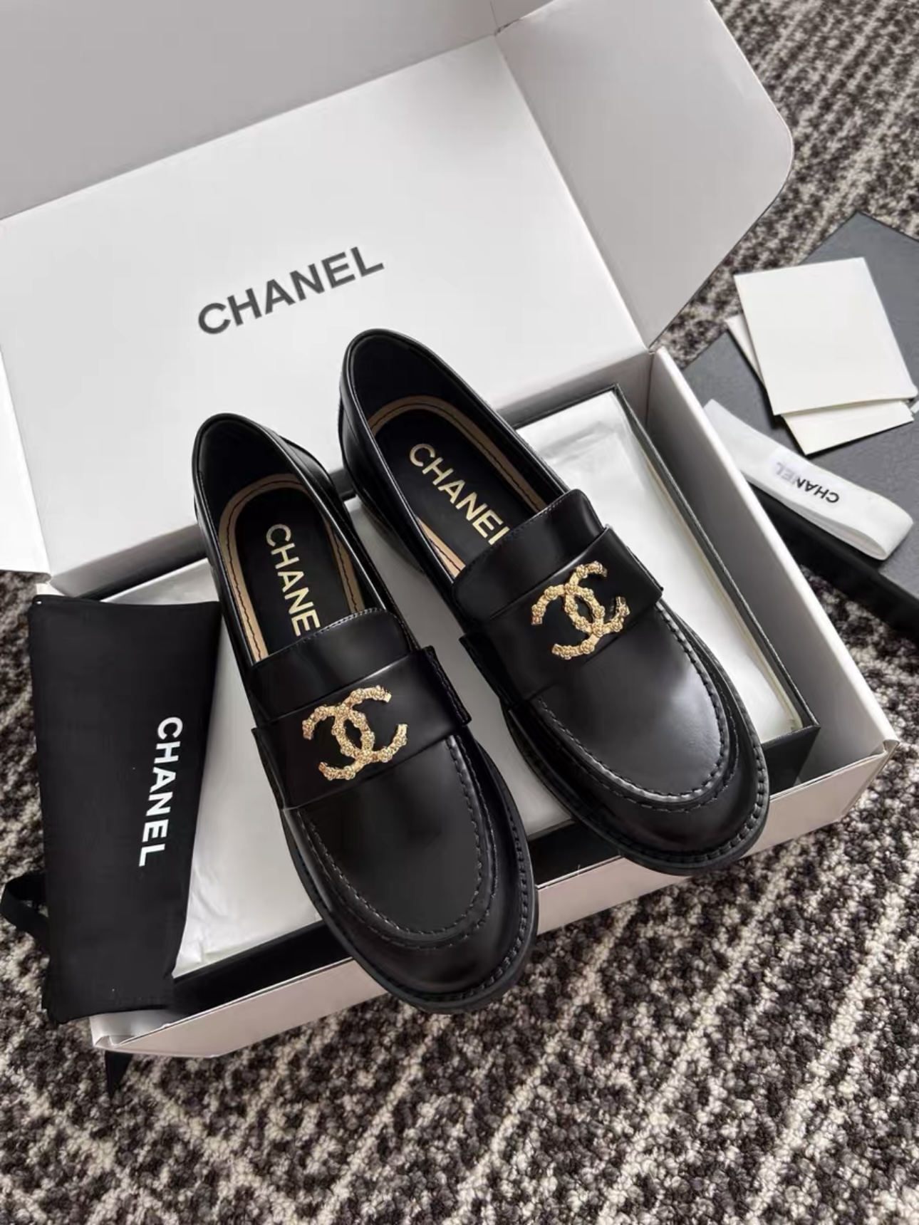 CHANEL 24S Cowhide Leather Versatile Loafers Black - image 2