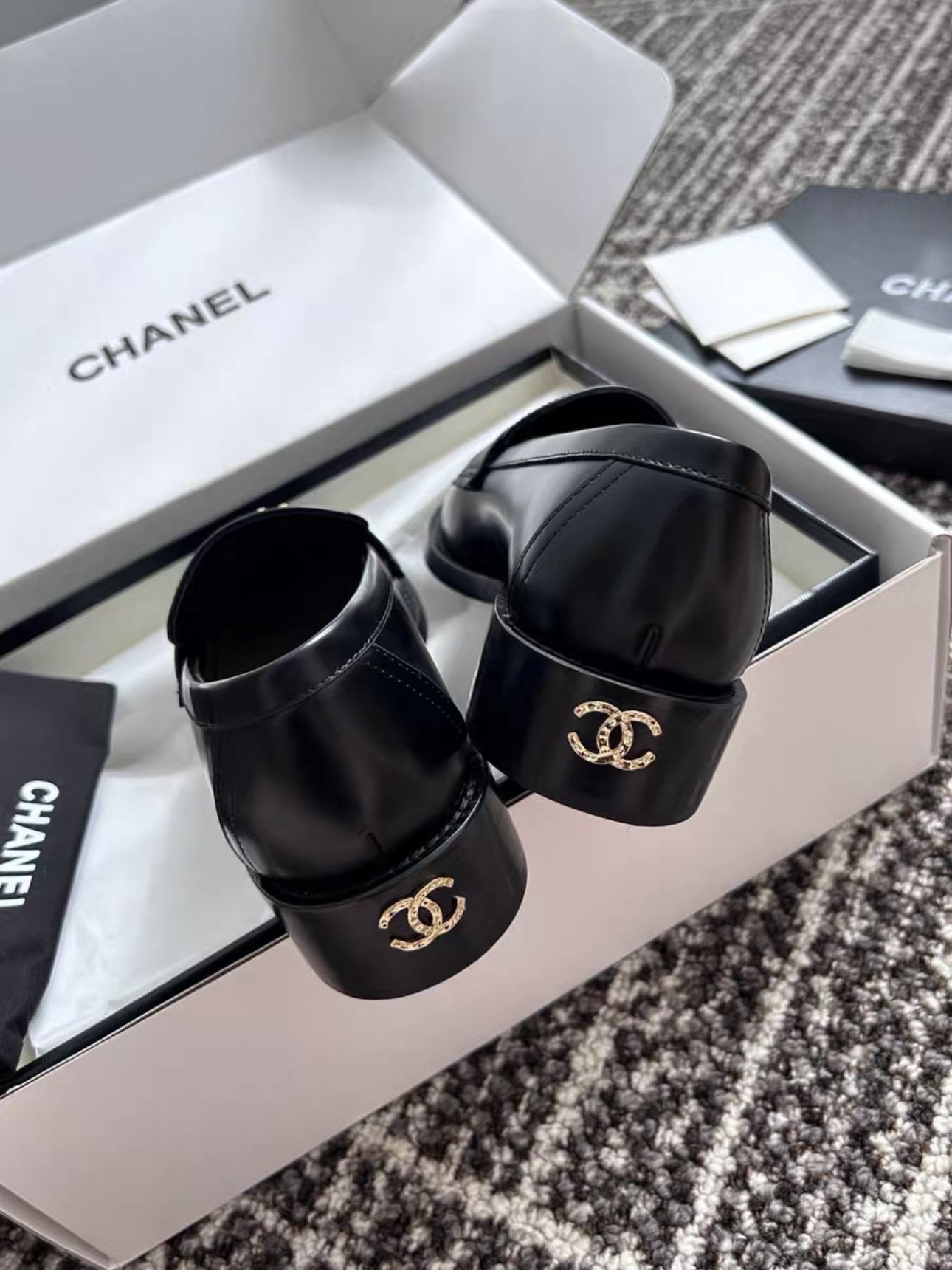 CHANEL 24S Cowhide Leather Versatile Loafers Black - image 4