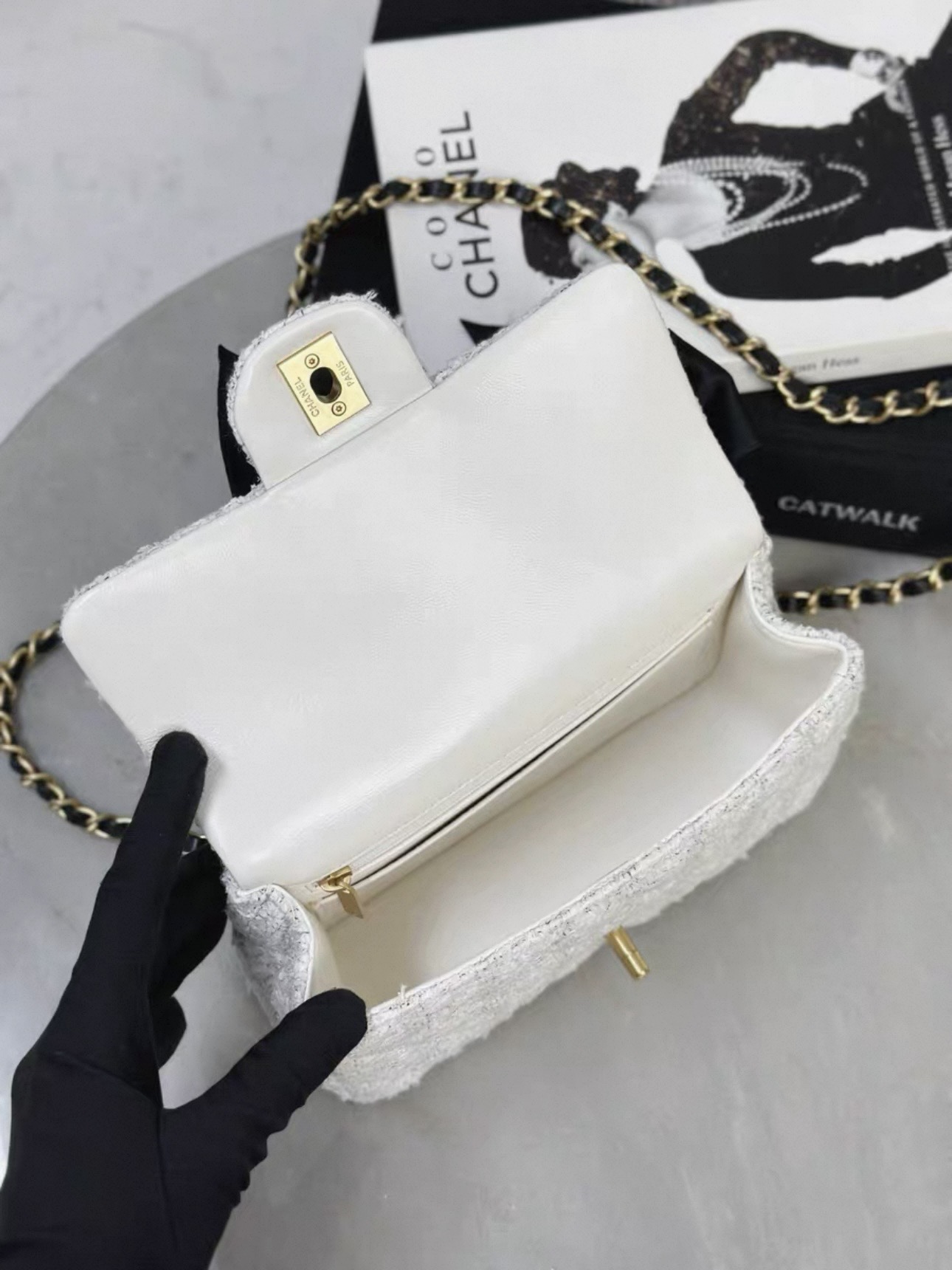 CHANEL Mini flap bag with top handle Tweed ,Silk - image 8