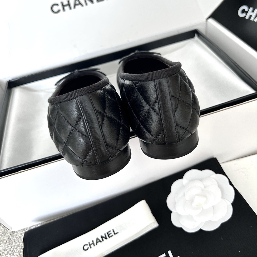 CHANEL Ballet flats Aged Calfskin Black - image 5