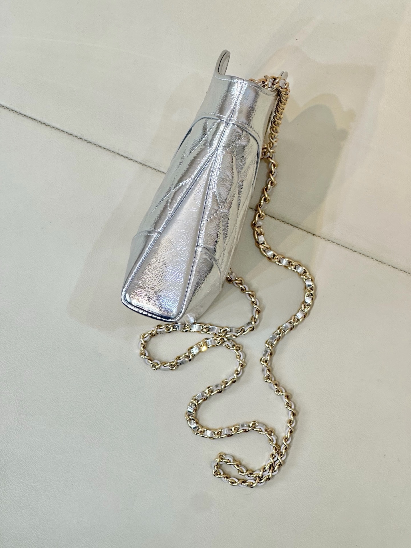 CHANEL 31 Clutch With Chain Silver Metaillc Calfskin Gold Hardware - image 4