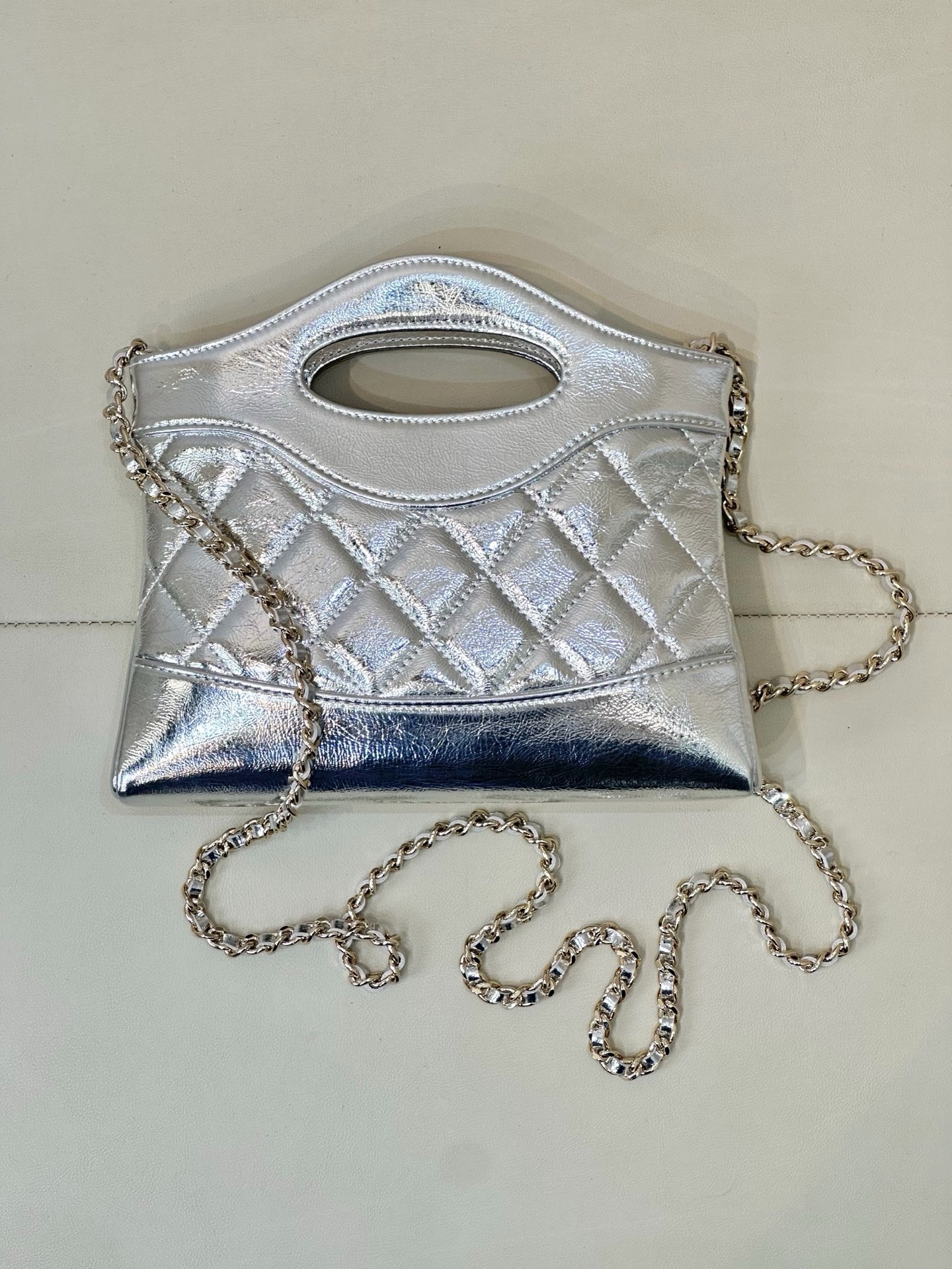 CHANEL 31 Clutch With Chain Silver Metaillc Calfskin Gold Hardware - image 3