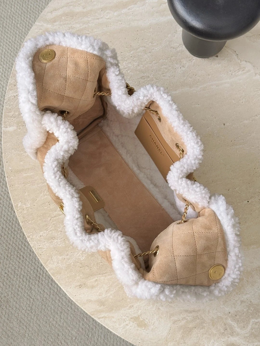 CHANEL 25K Handbag Small Crumpled Shearling Sheepskin - image 6