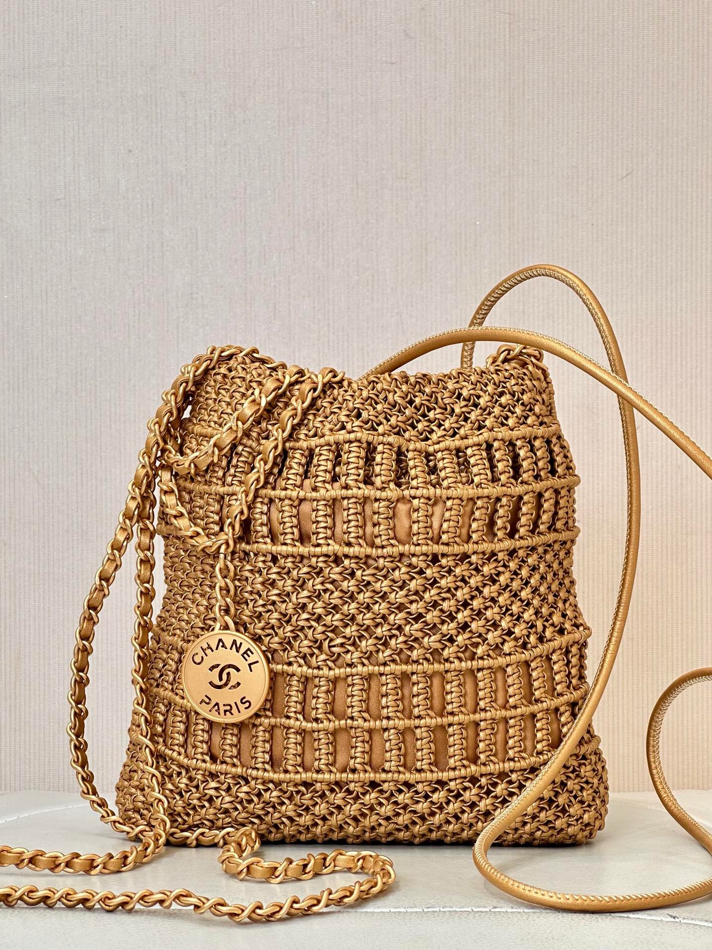 CHANEL 22 Mini Handbag Metallic Calfskin Macrame - image 3