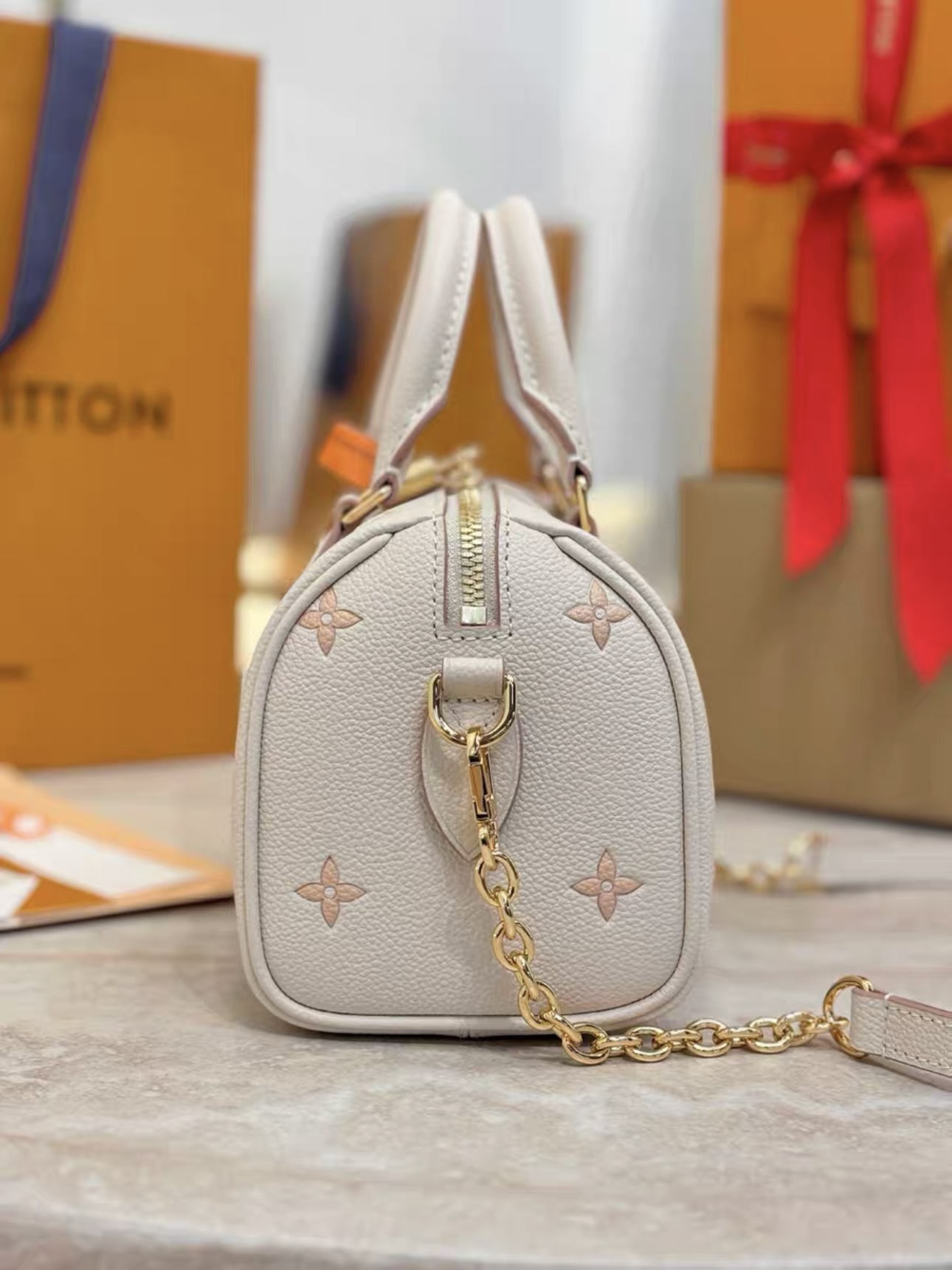 LV Strawberry Milk Collection - image 3
