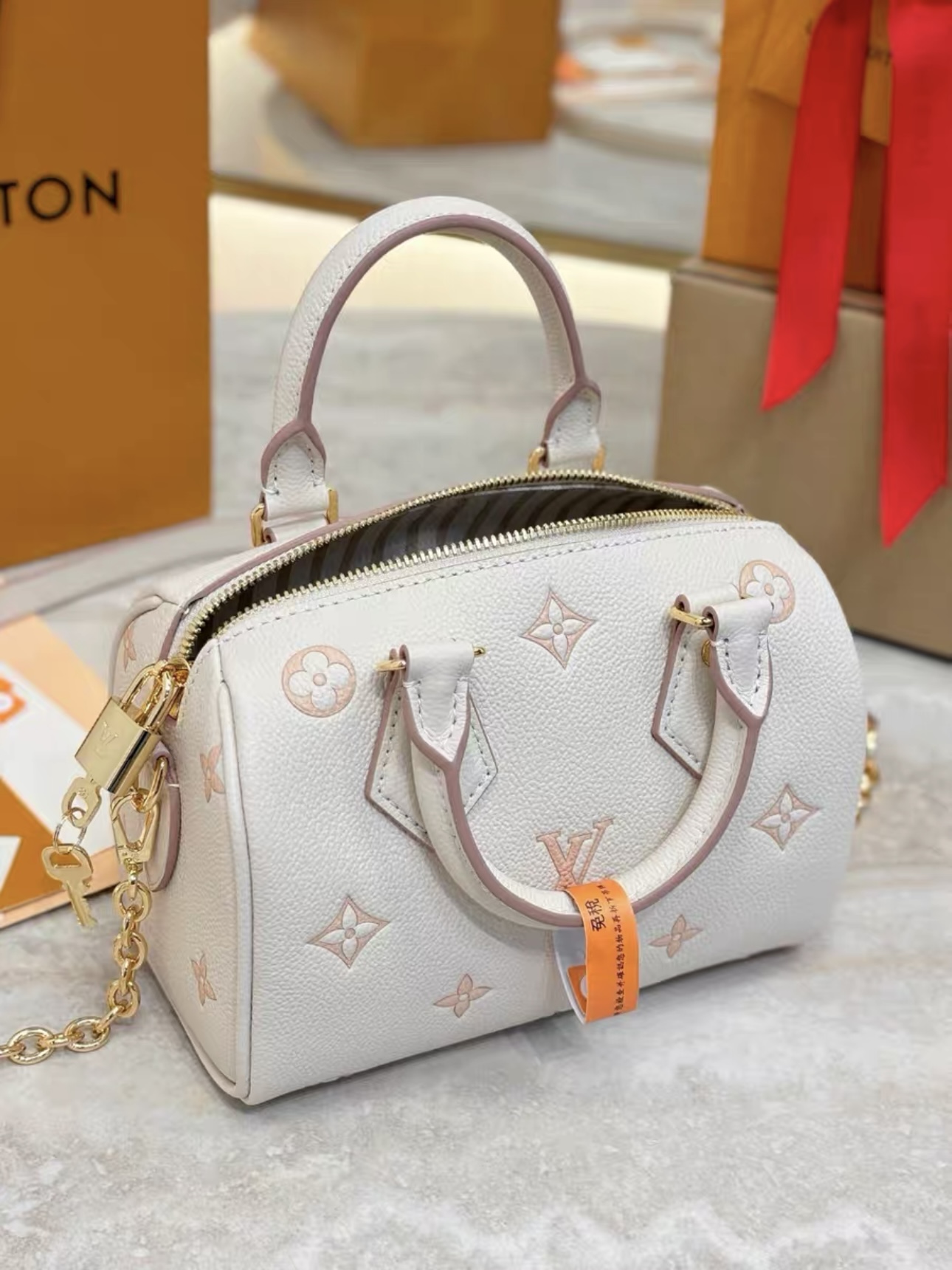 LV Strawberry Milk Collection - image 6