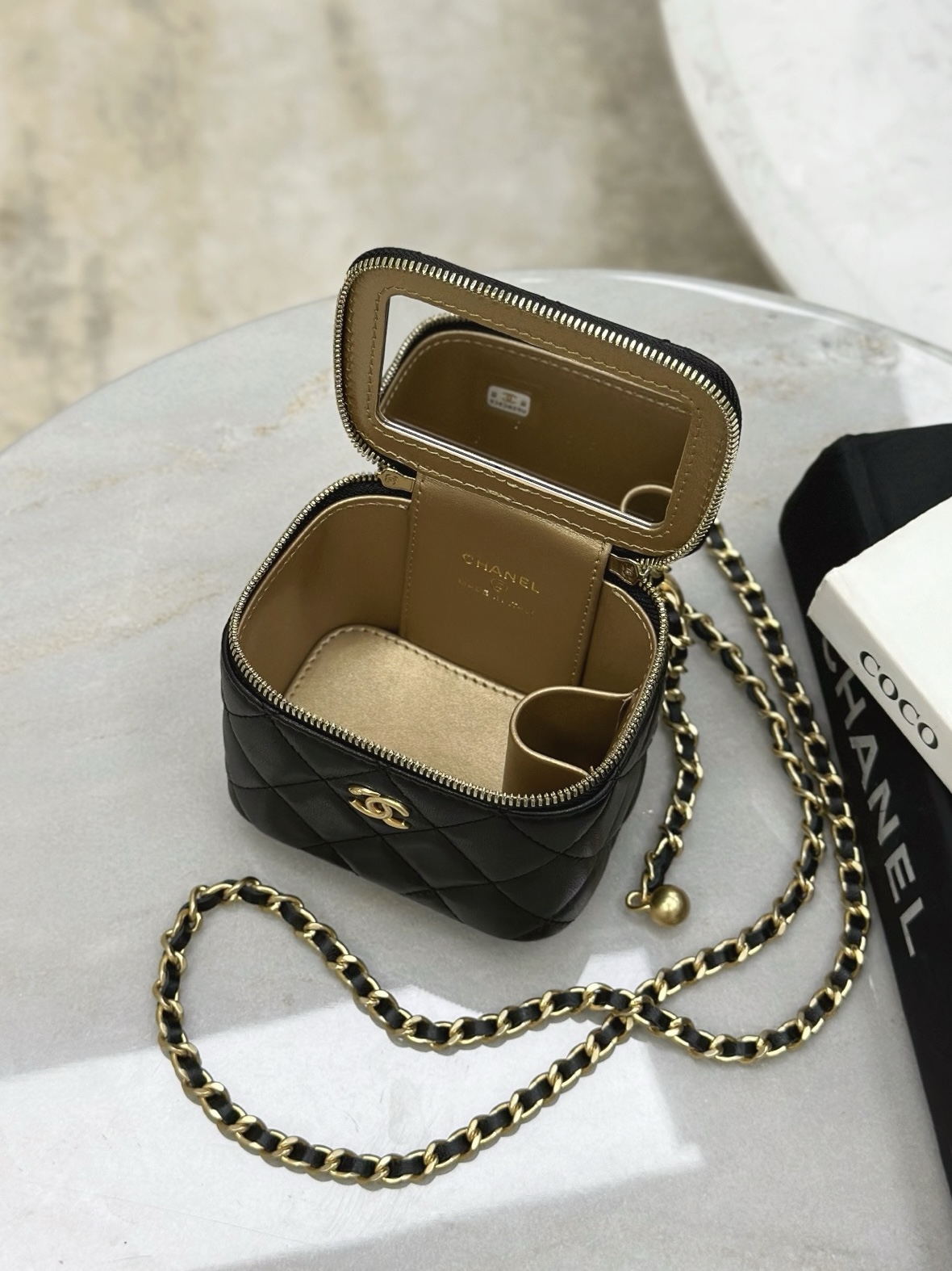CHANEL 24K Lambskin MINI Vanity Bag - image 6