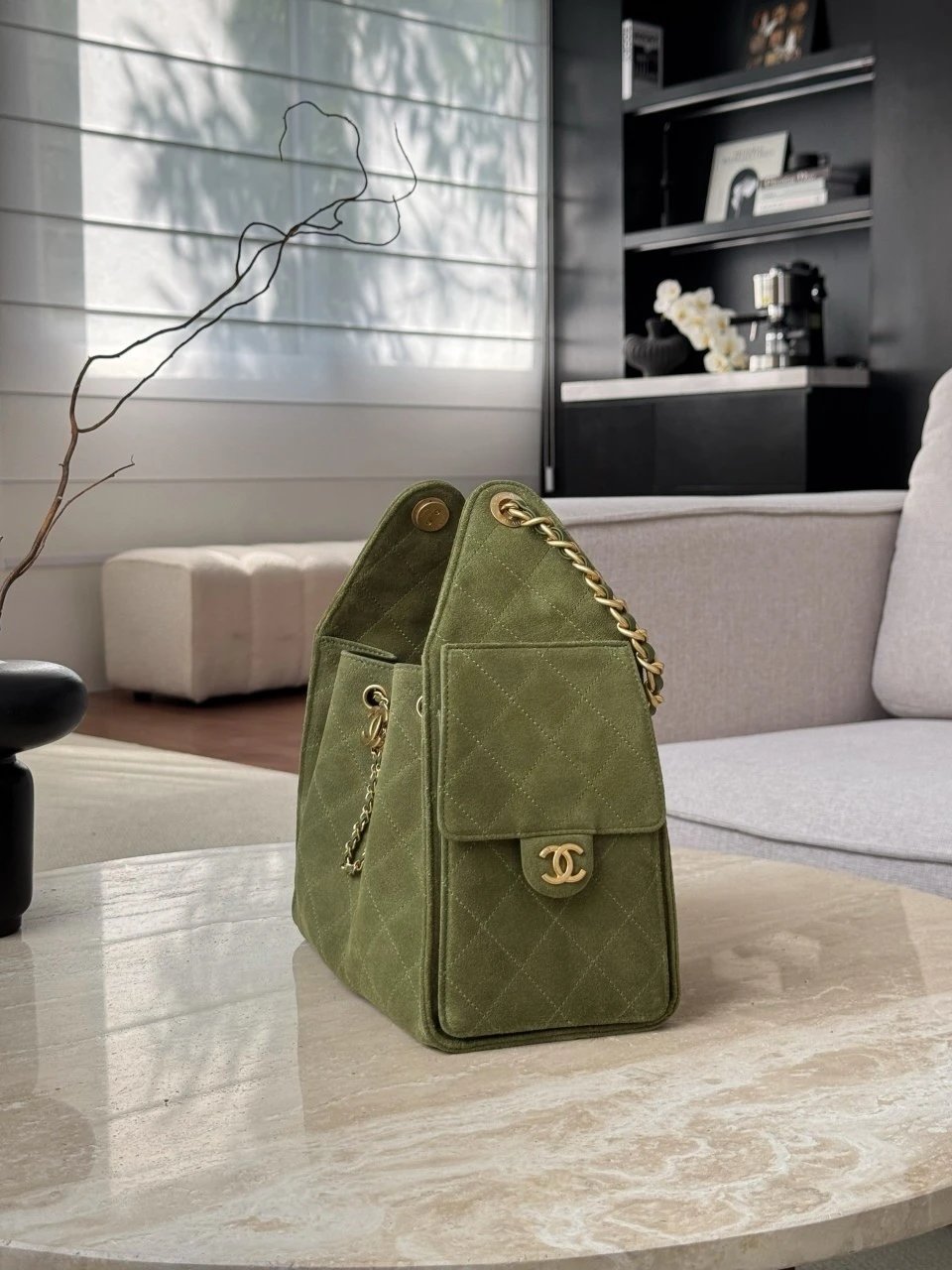 CHANEL 25 Hand Bag Suede-Grass Green - image 3