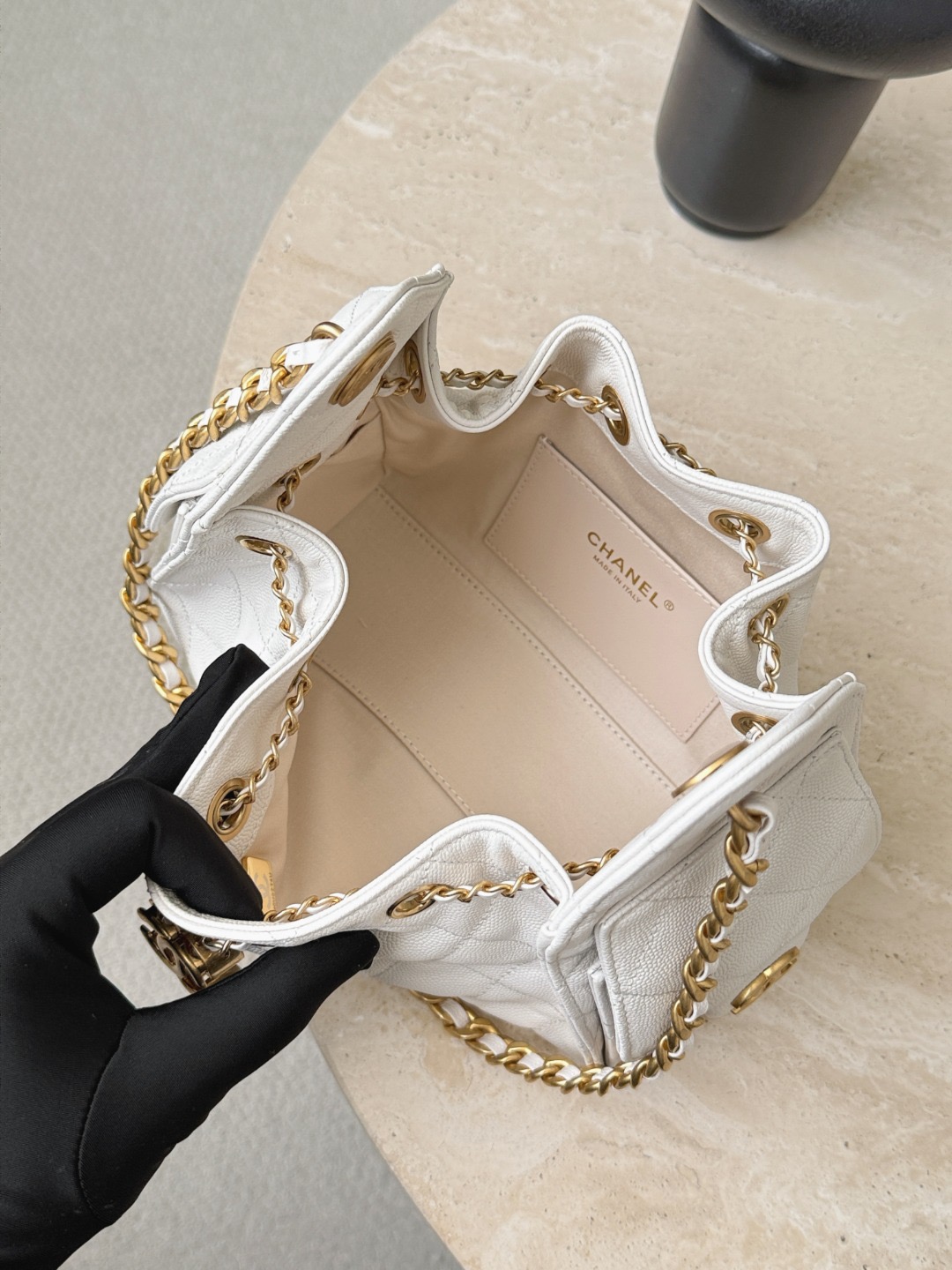 CHANEL 25Bag MINI In White - image 5
