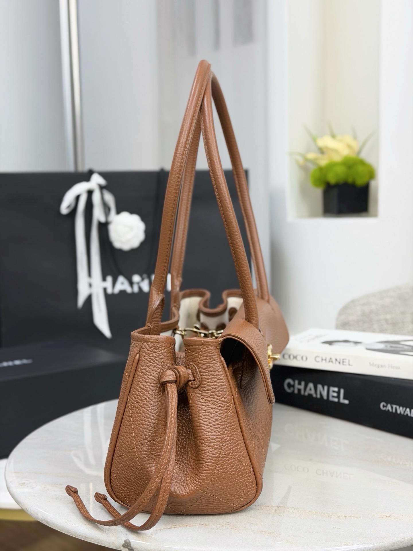 CHANEL Small Shopping Bag Grained Calfskin - image 4