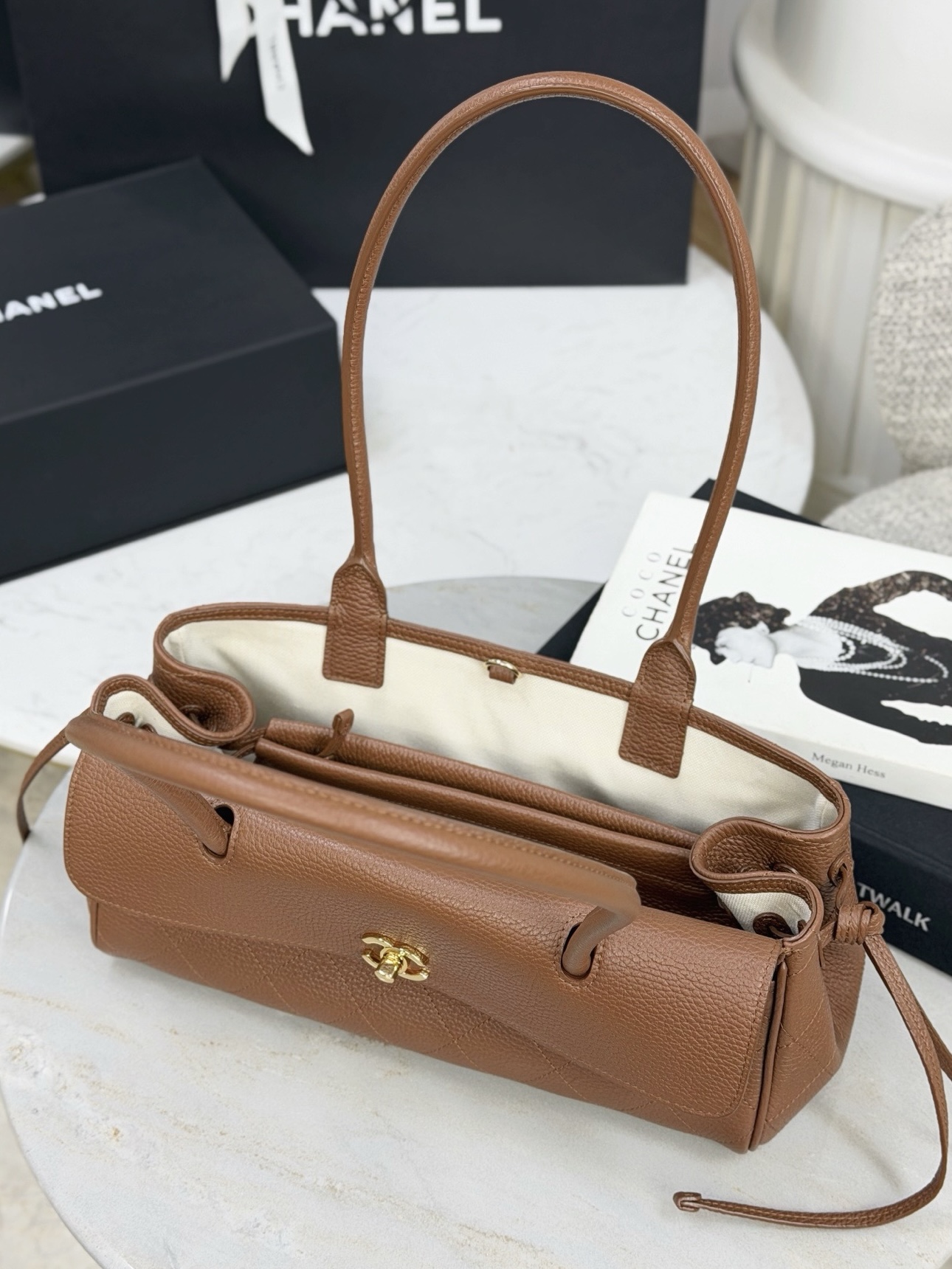 CHANEL Small Shopping Bag Grained Calfskin - image 7