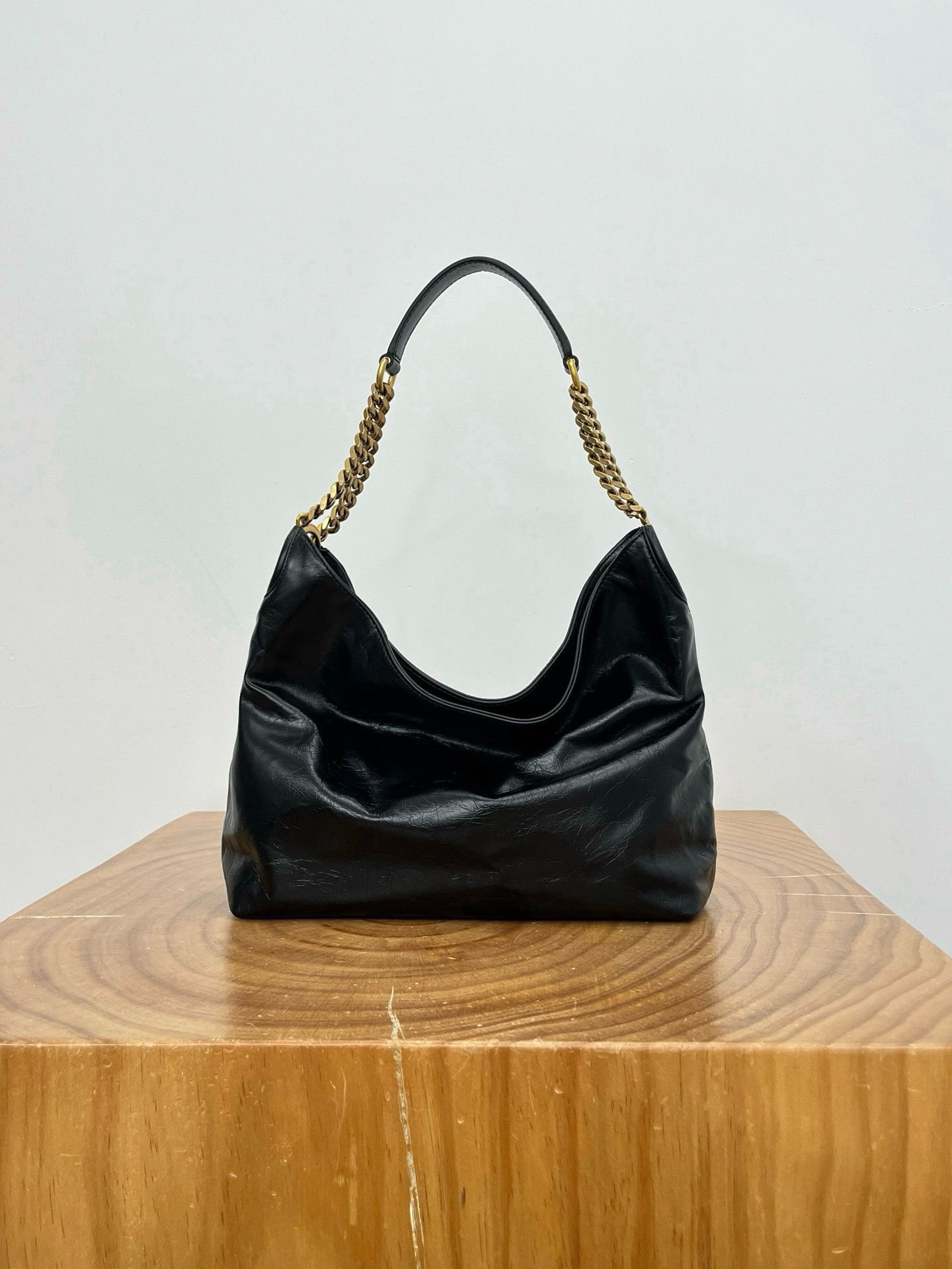 YSL HORTENSE small hobo in shiny leather in Black - image 2