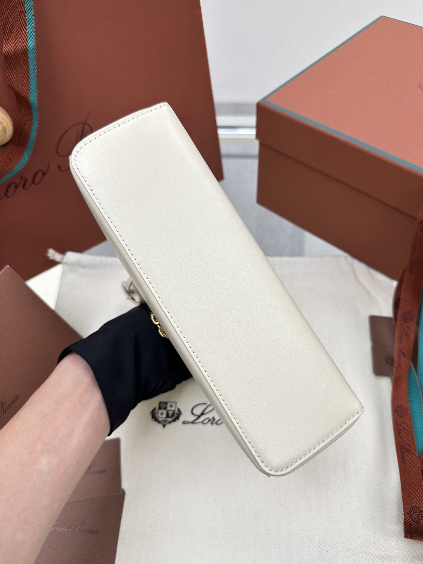 LP Extra Bag L23 Calfskin - image 5