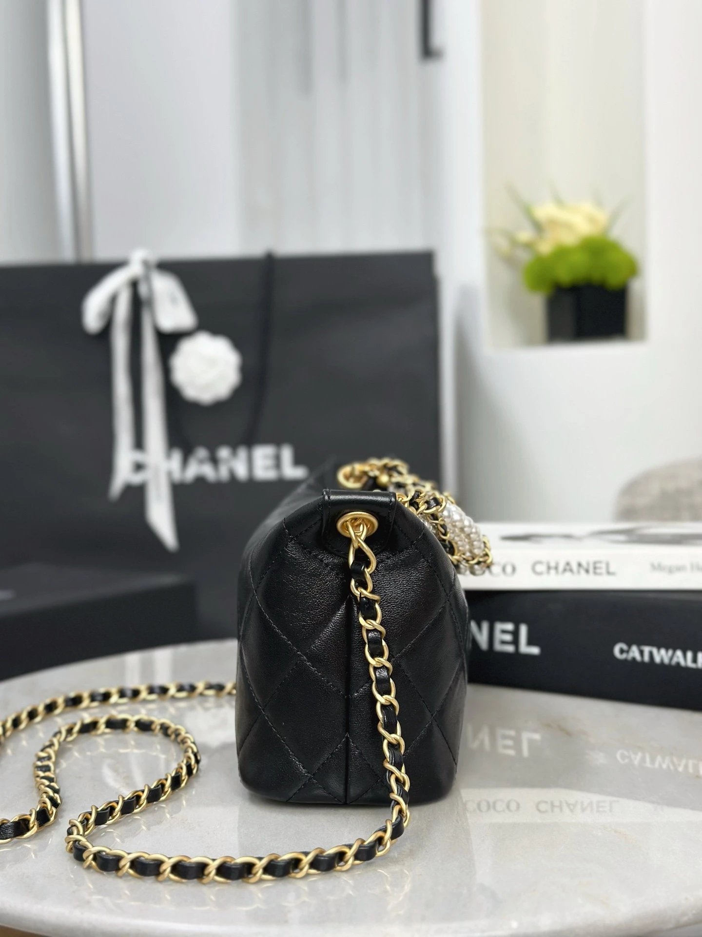 CHANEL 26C Peral shiny lambskin - image 4
