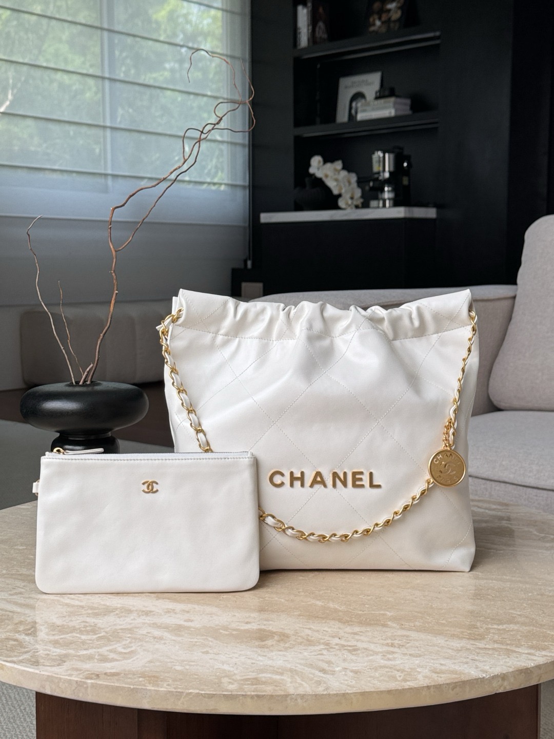CHANEL Shiny Calfskin Quilted 22bag White - image 2