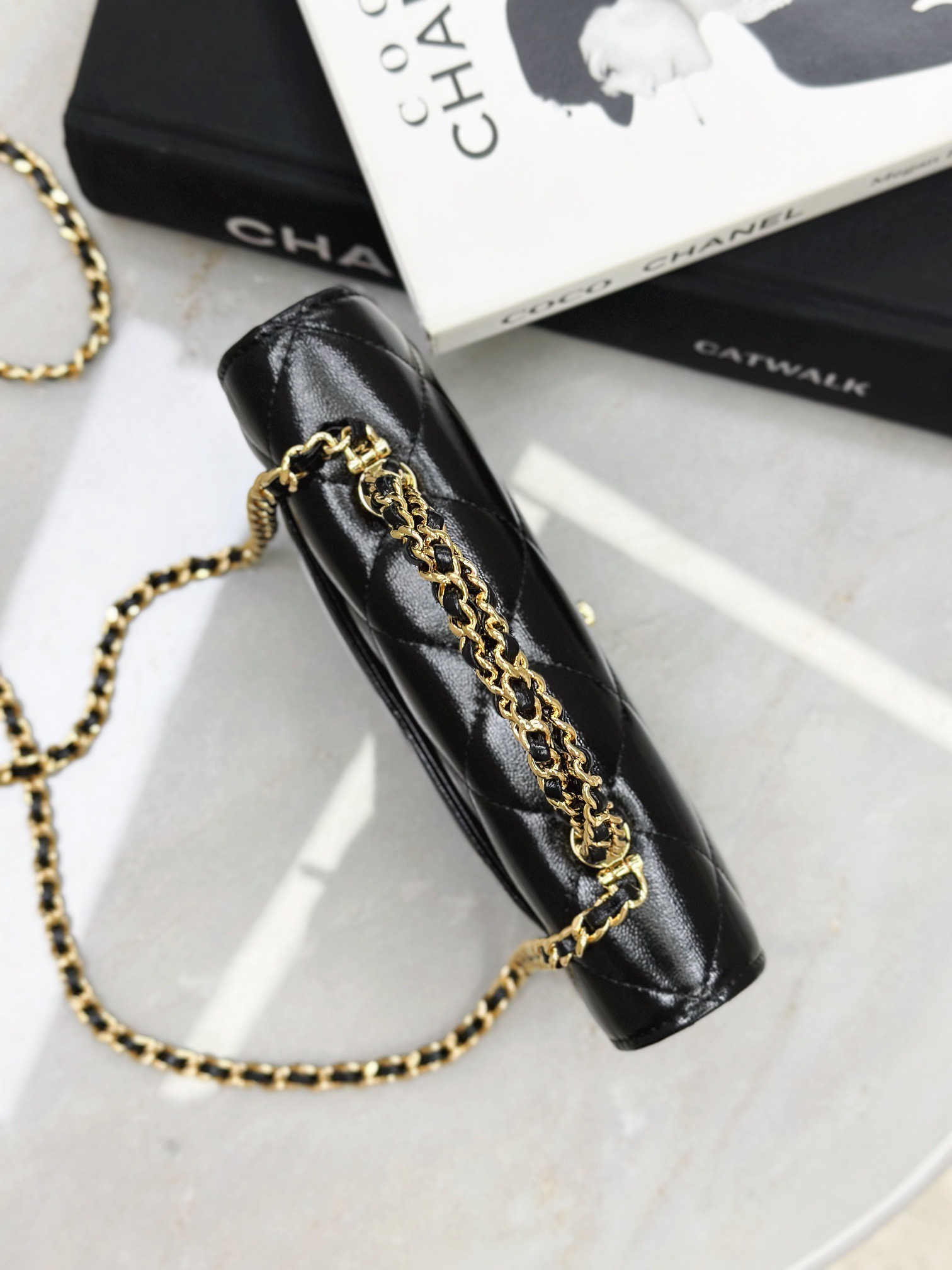 CHANEL Wallet On Chain Shiny Lambskin - image 5