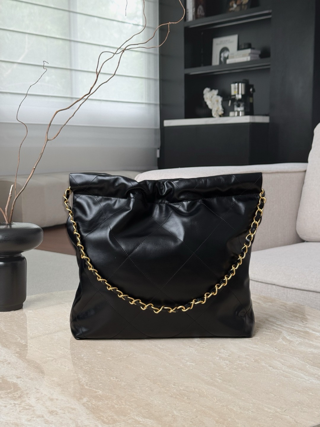 CHANEL Shiny Calfskin Quilted 22bag Black - image 3