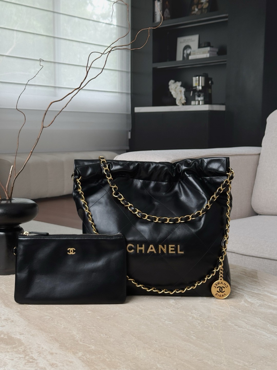CHANEL Shiny Calfskin Quilted 22bag Black - image 6