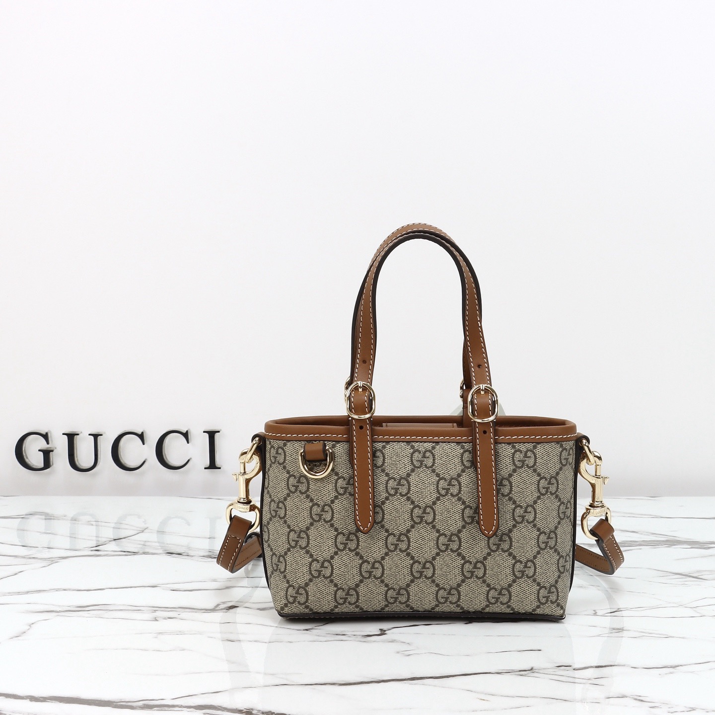 GUCCI GG Emblem mini bag - image 2