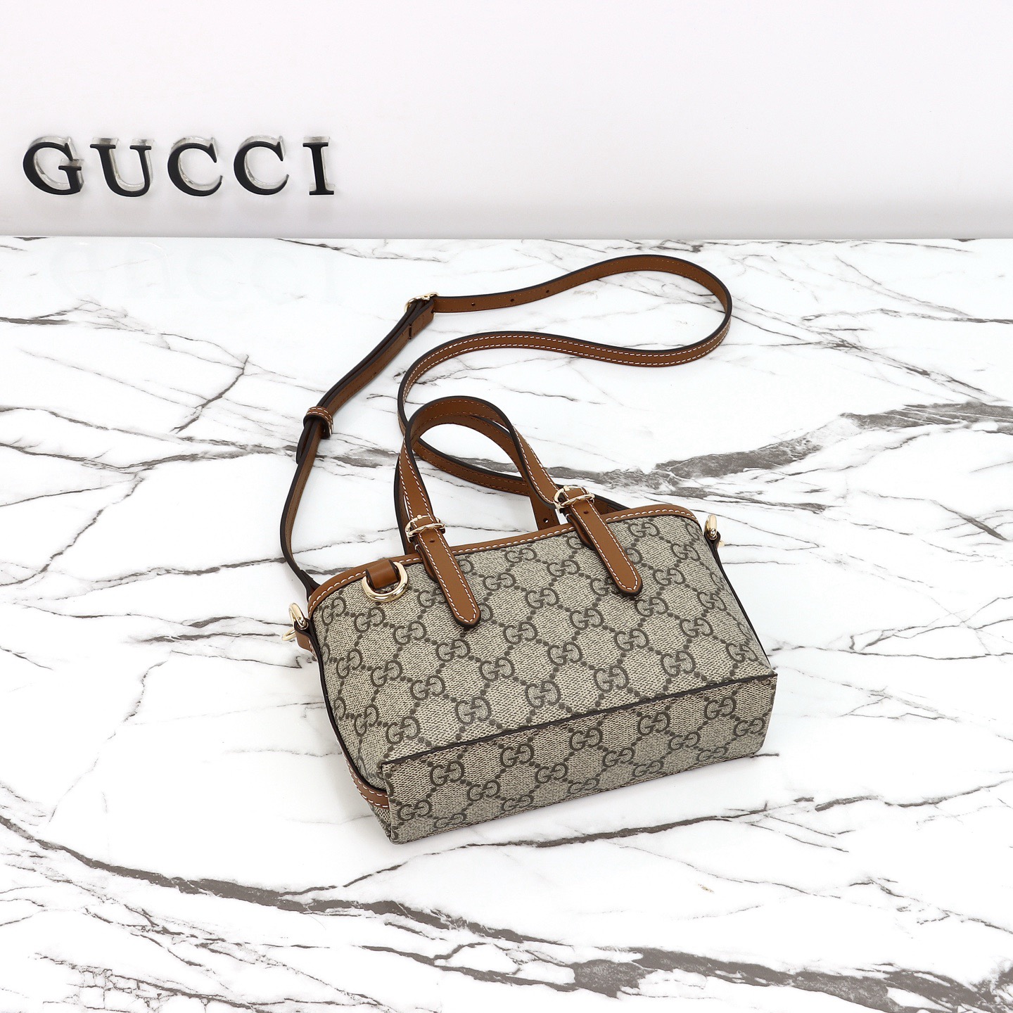 GUCCI GG Emblem mini bag - image 5