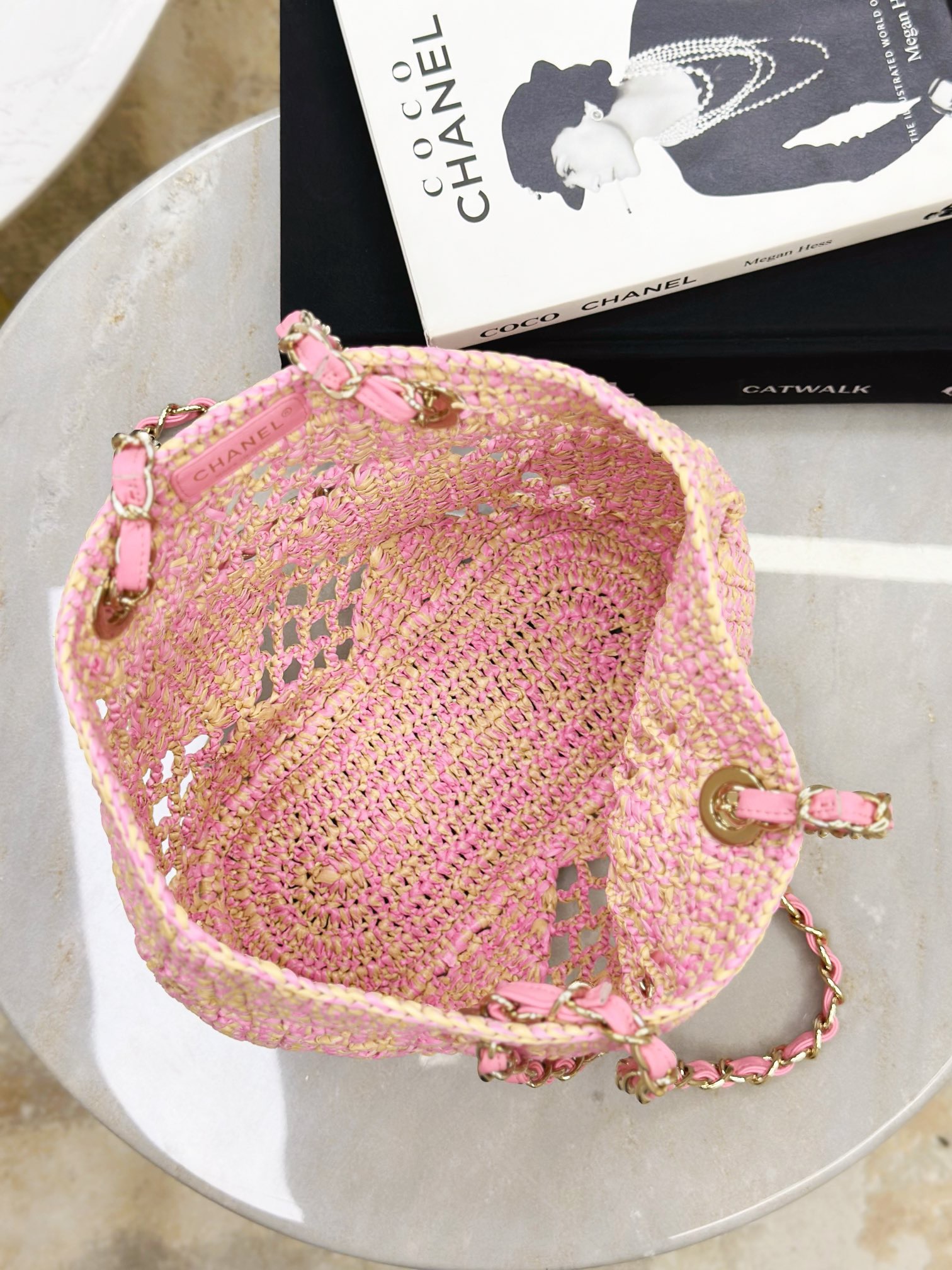 CHANEL 24A Cocobeach Collection Raffia Small Tote Bag - image 6