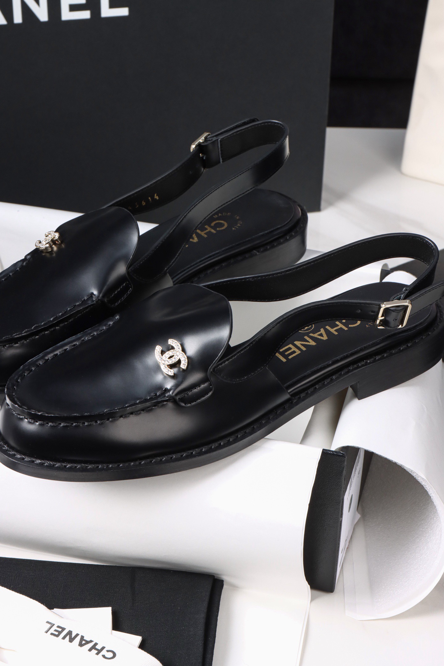 CHANEL Slingbacks Shiny calfskin - image 7