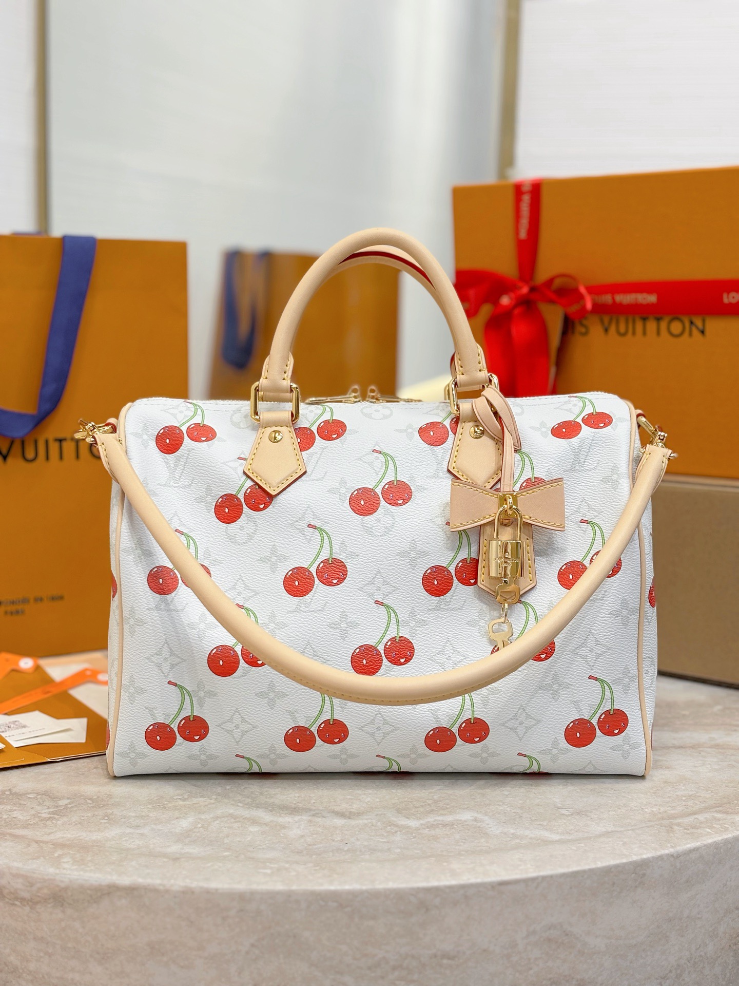 LV X TM Speedy Soft Bandouliere 30 M14238 - image 2