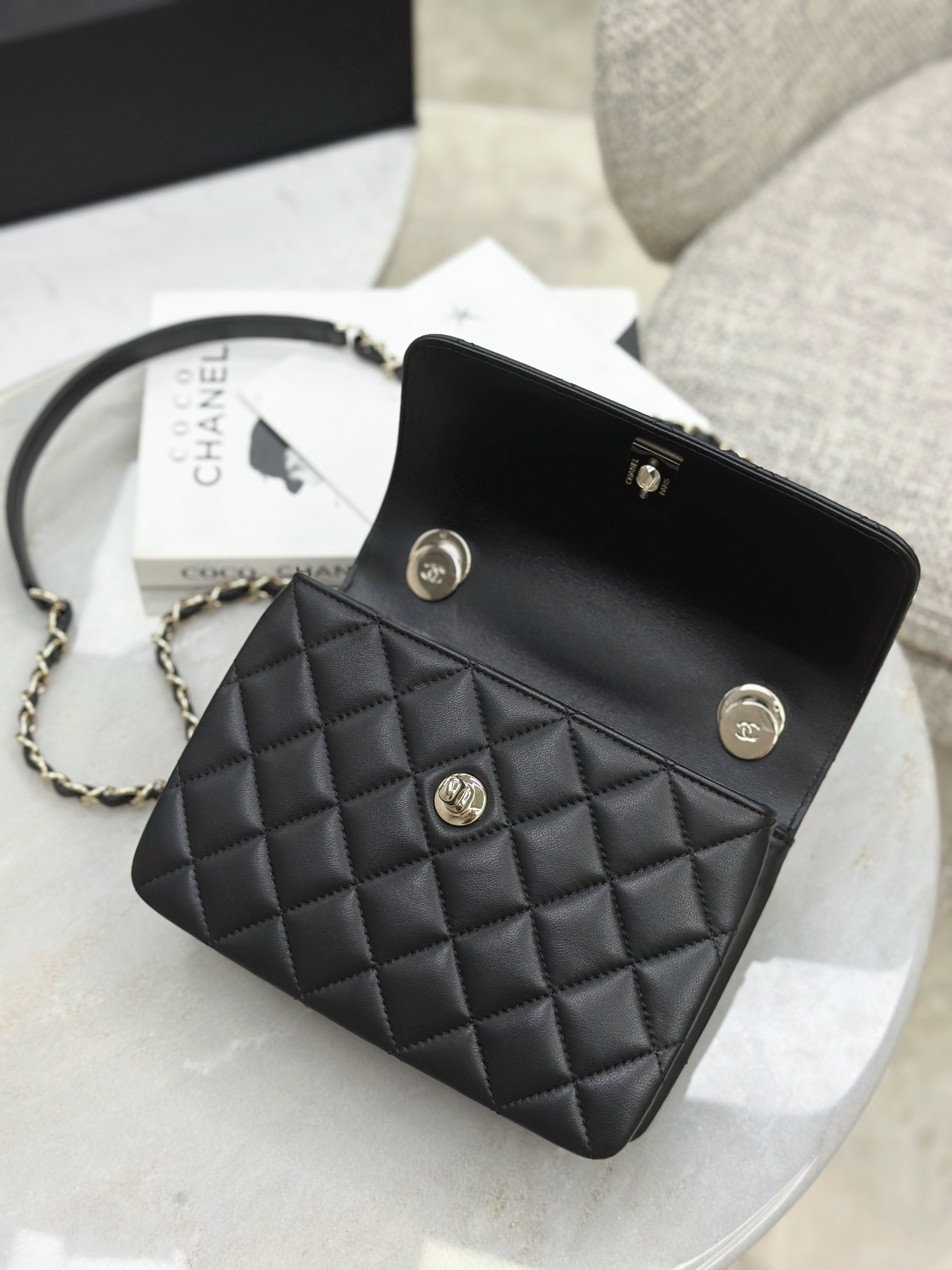 CHANEL Trendy CC Small - image 7