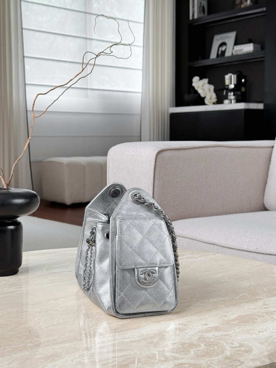 CHANEL 25Bag Calfskin in Light Metallie Silver - image 4