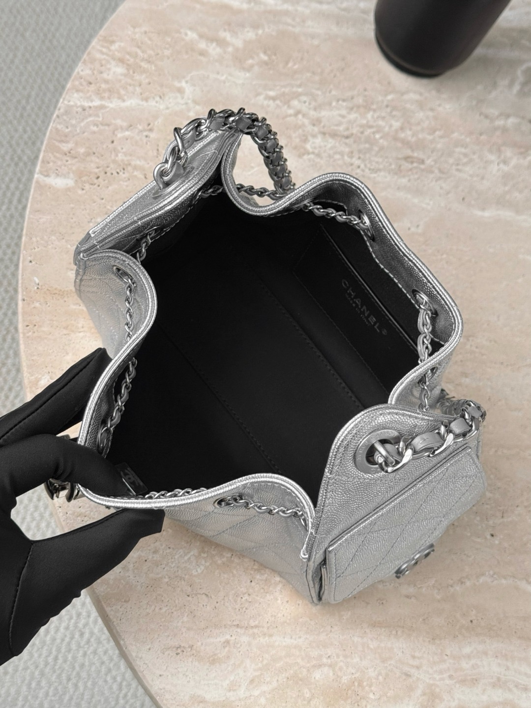 CHANEL 25Bag Calfskin in Light Metallie Silver - image 6