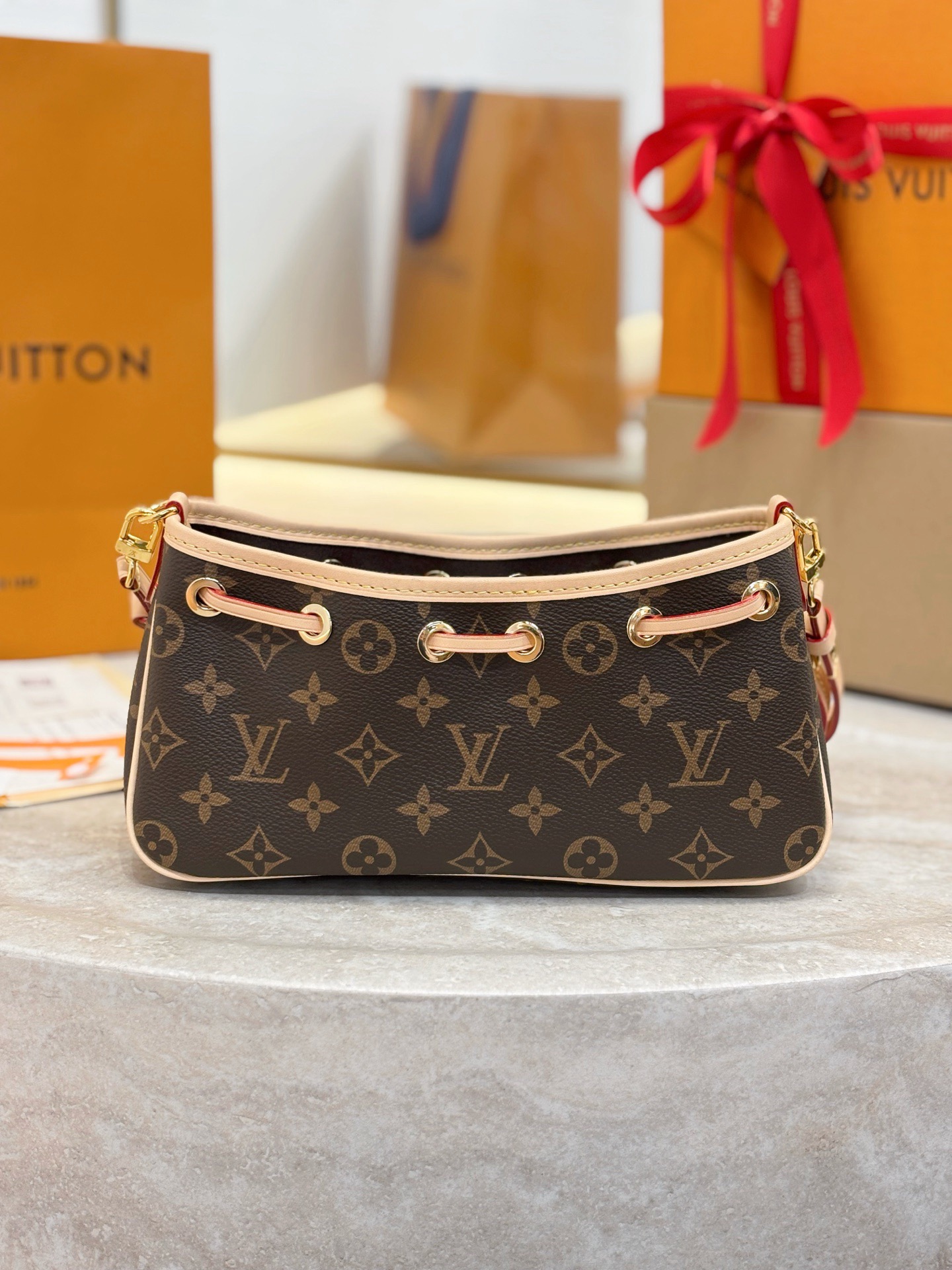 LV Nano Frivole M29537 - image 3