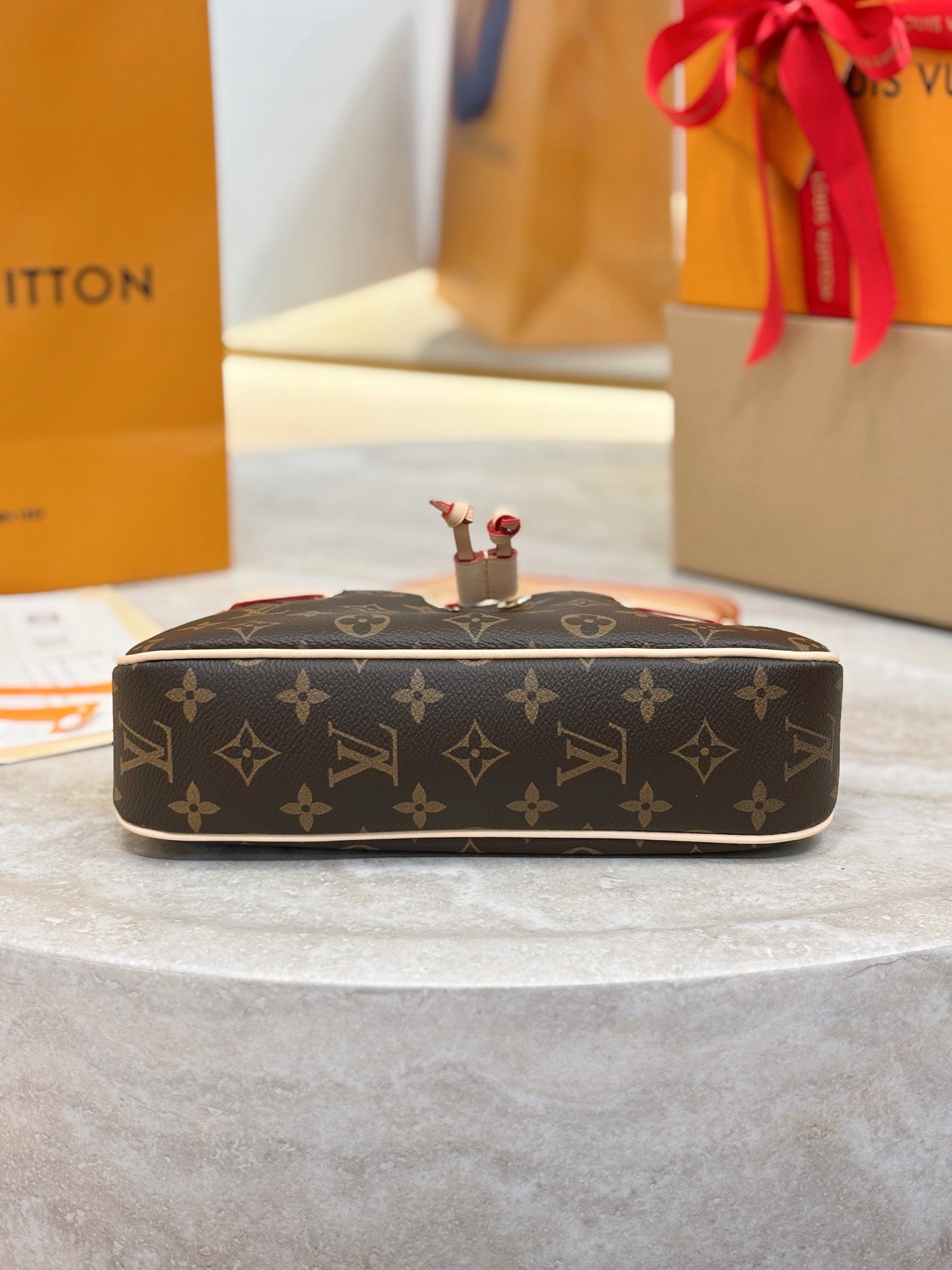 LV Nano Frivole M29537 - image 5