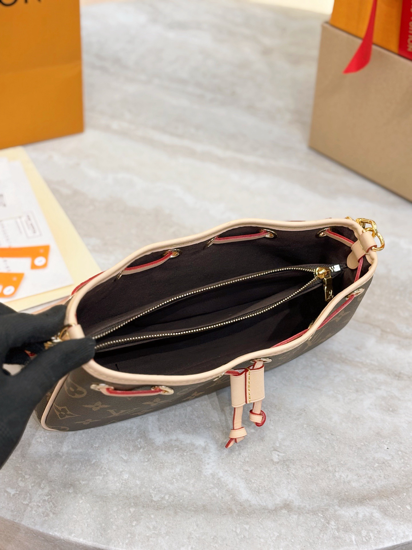 LV Nano Frivole M29537 - image 6