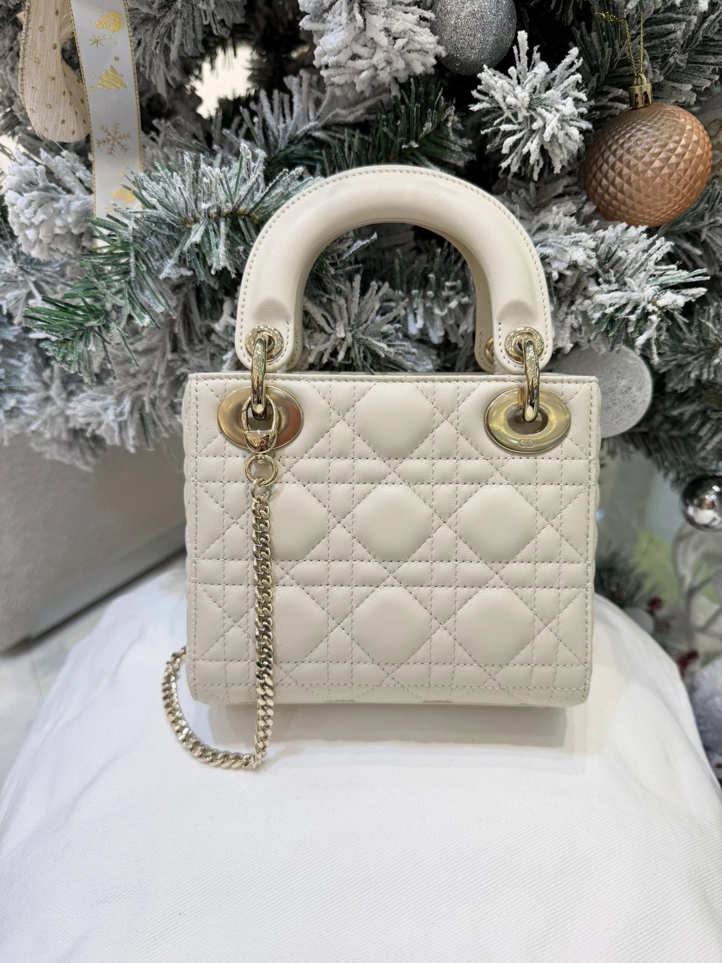 Mini Lady Dior Bag with Chain Craie Cannage Lambskin - image 3
