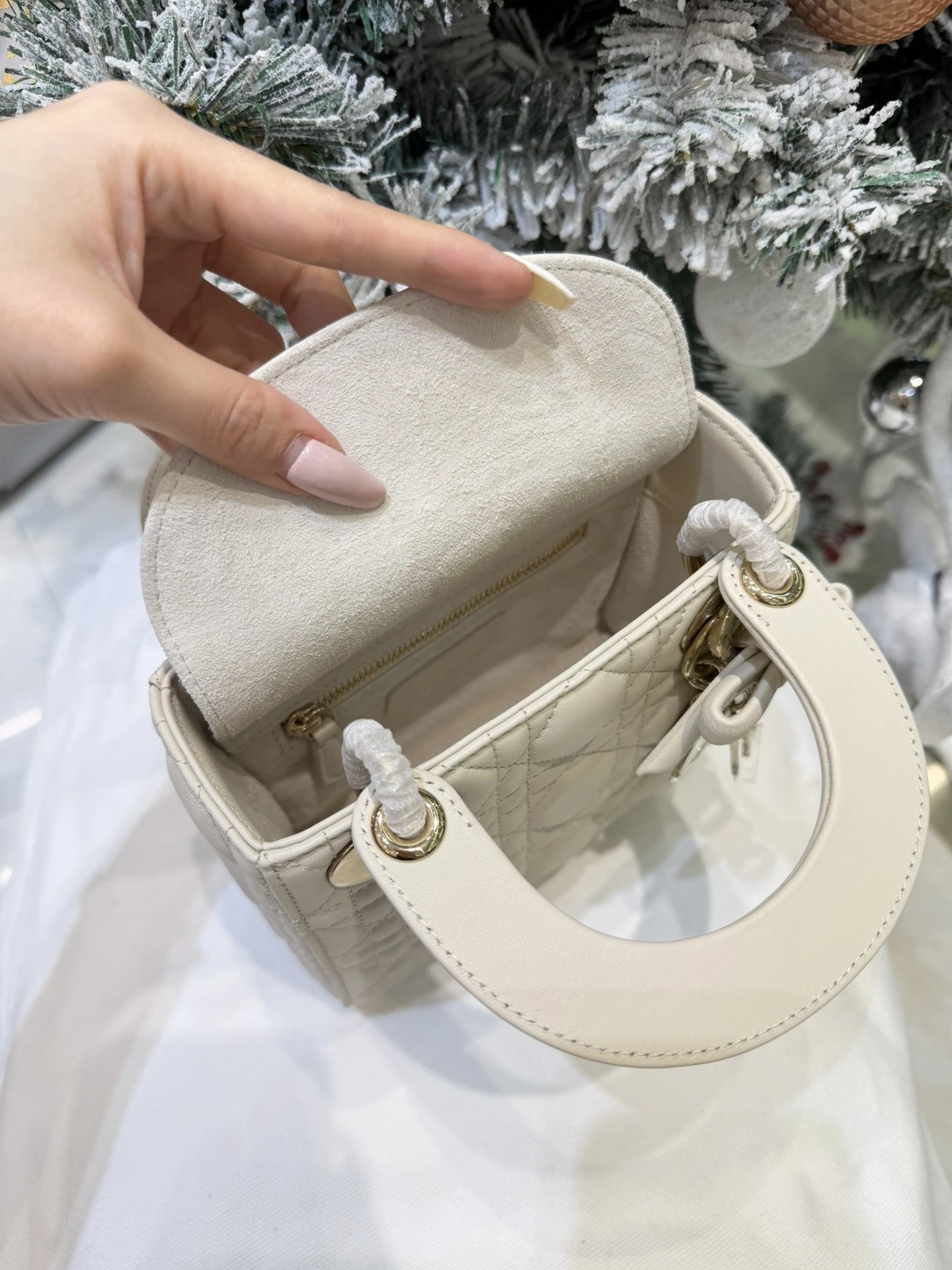Mini Lady Dior Bag with Chain Craie Cannage Lambskin - image 6