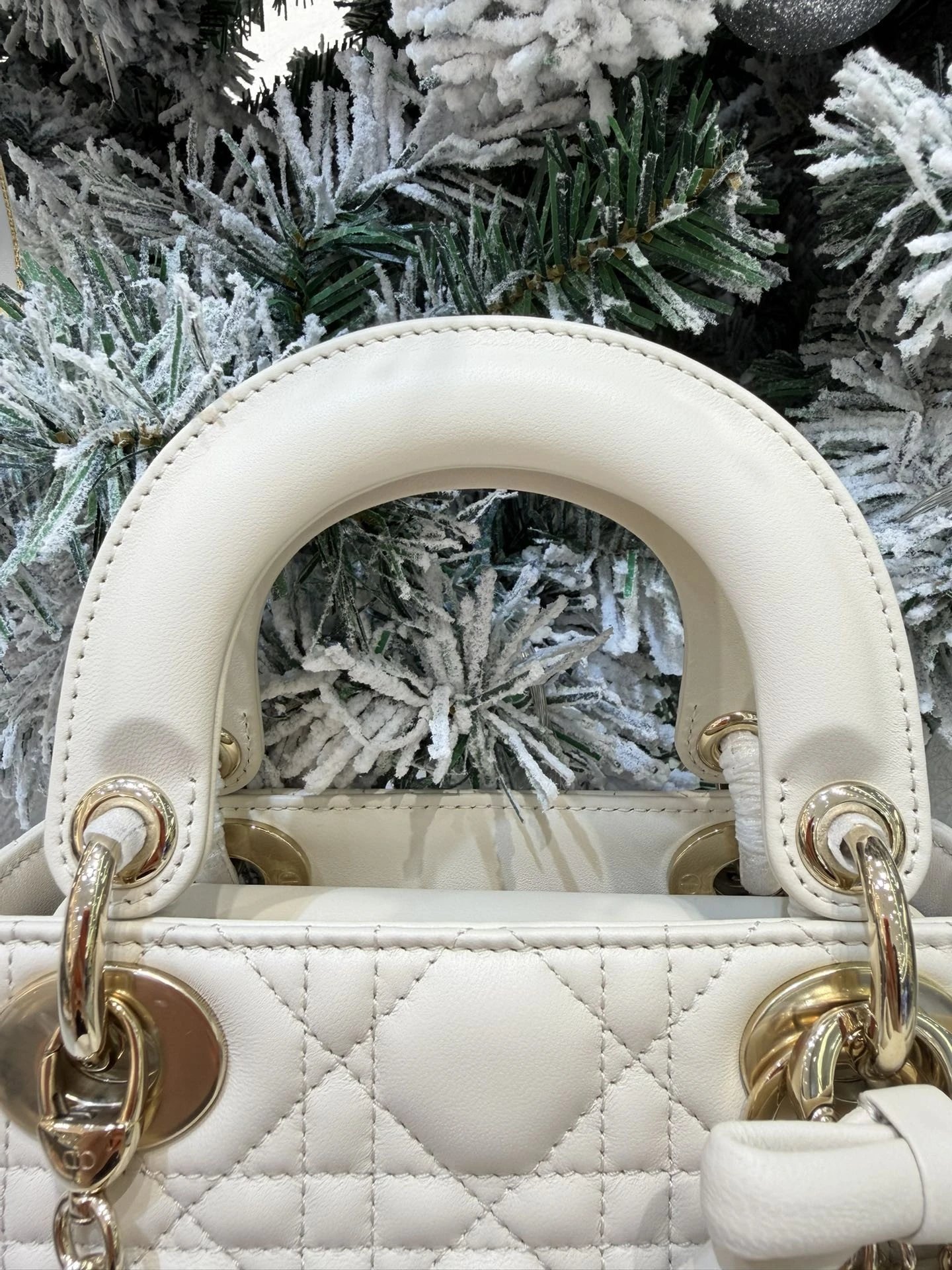Mini Lady Dior Bag with Chain Craie Cannage Lambskin - image 7