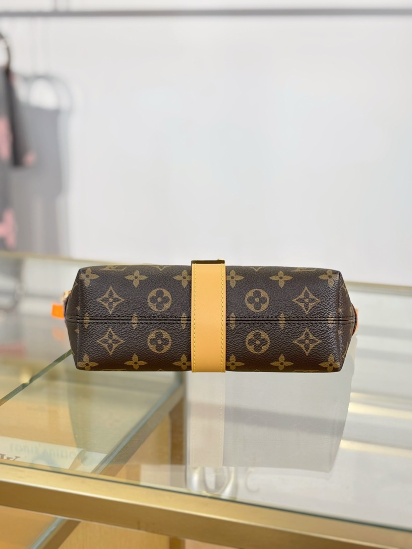 LV Pochette MIA M26191 - image 5