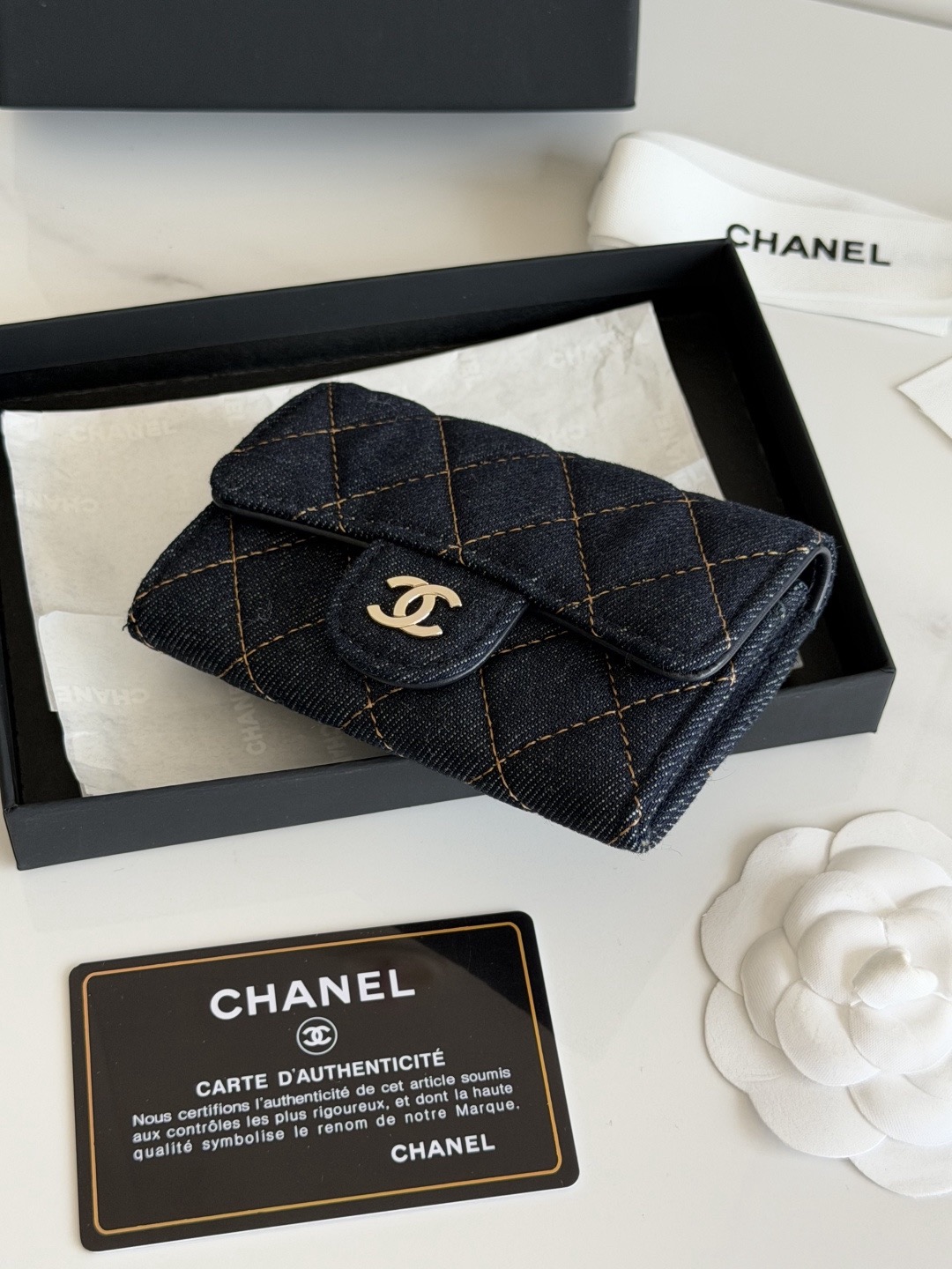 CHANEL Classic Card Holder Denim Dark Blue & Orange - image 6