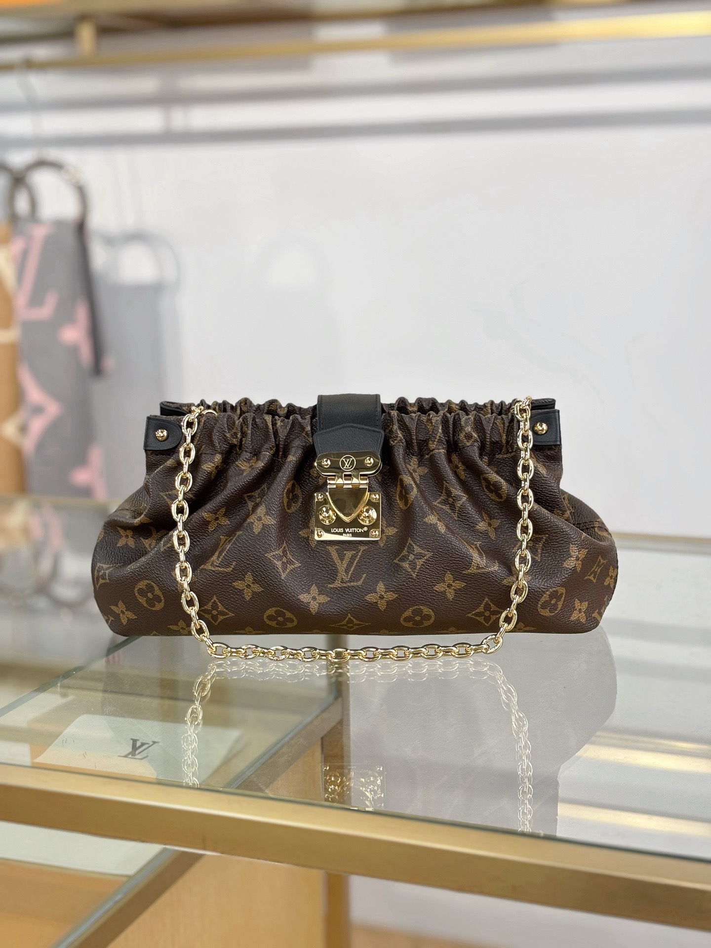 LV Pochette Sling M27819 - image 2