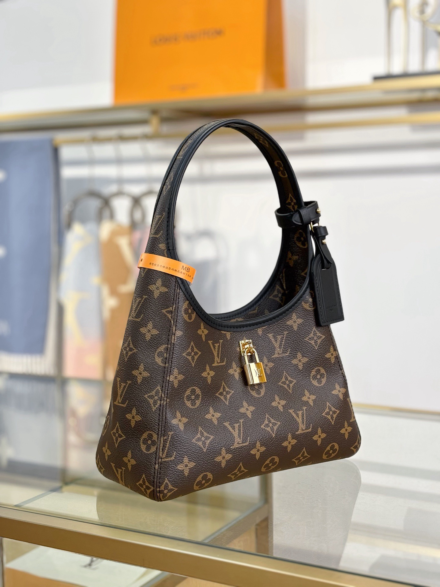 LV The Drop Hobo Small M12940 - image 3