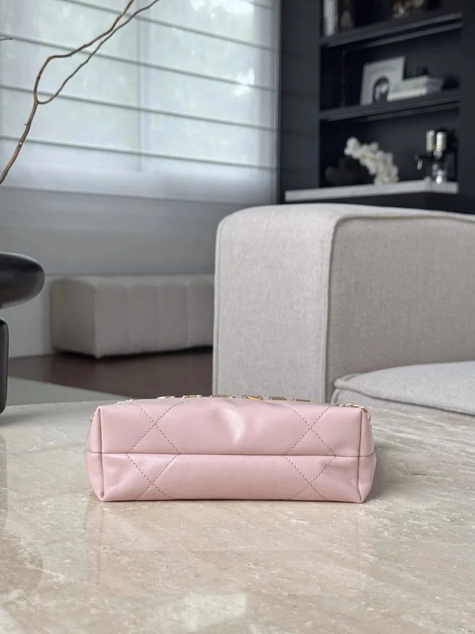 CHANEL MINI Shiny Calfskin Quilted 22bag Pink - image 5