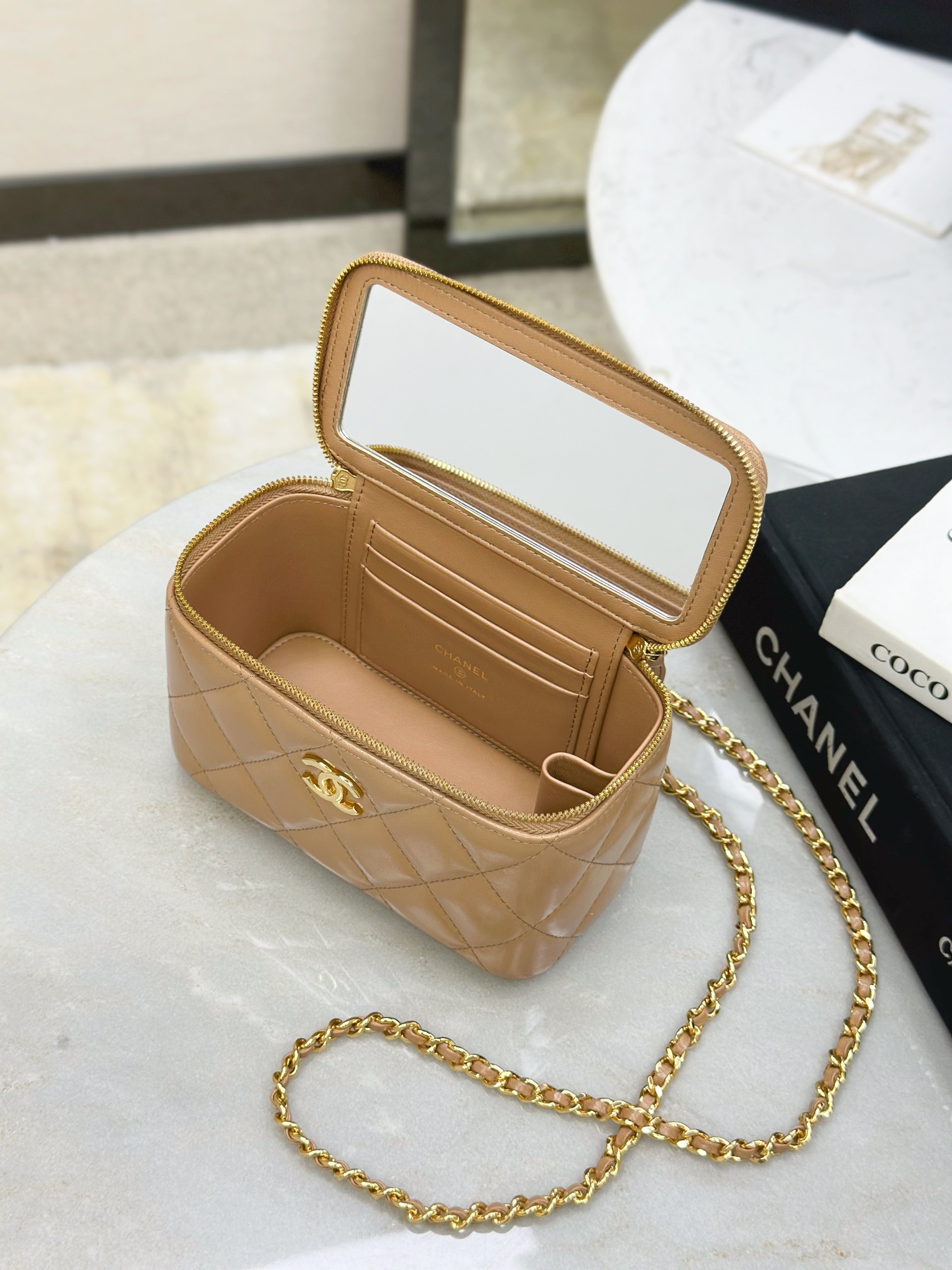 CHANEL 24B Handle Vanity Bag - image 7