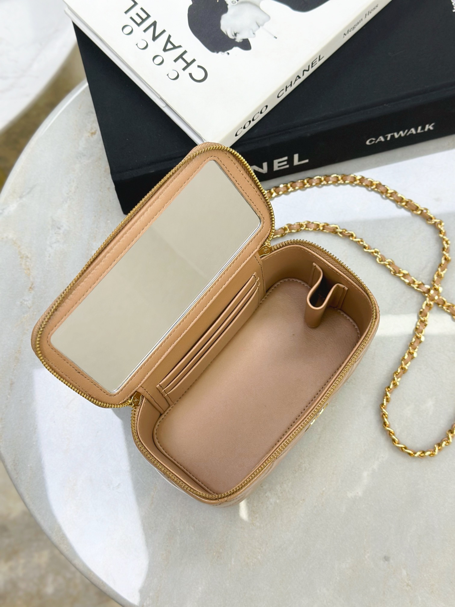 CHANEL 24B Handle Vanity Bag - image 6
