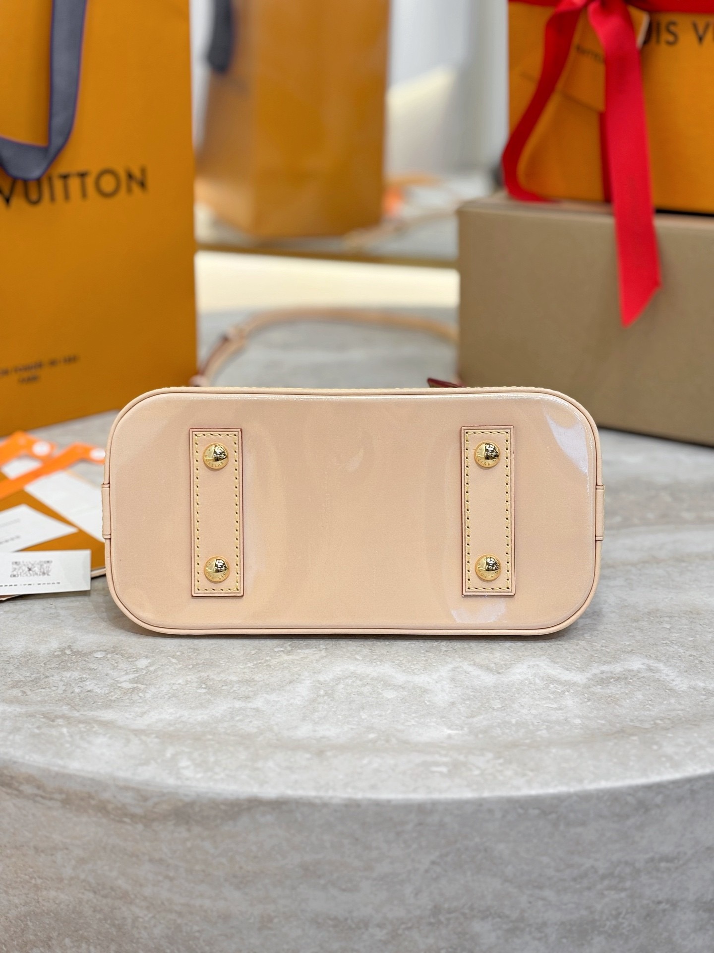 LV Alma BB M46990 - image 5