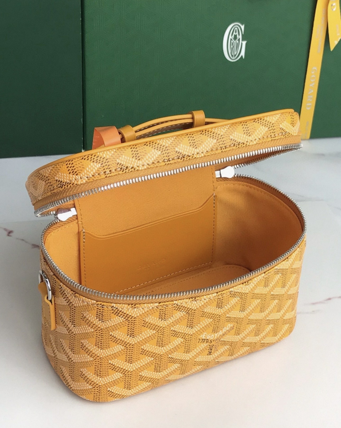 GOYARD Muse Mini Vanity - image 6