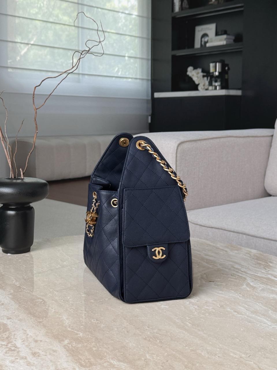 CHANEL 26C 25Bag Caviar leather In Dark Blue - image 4