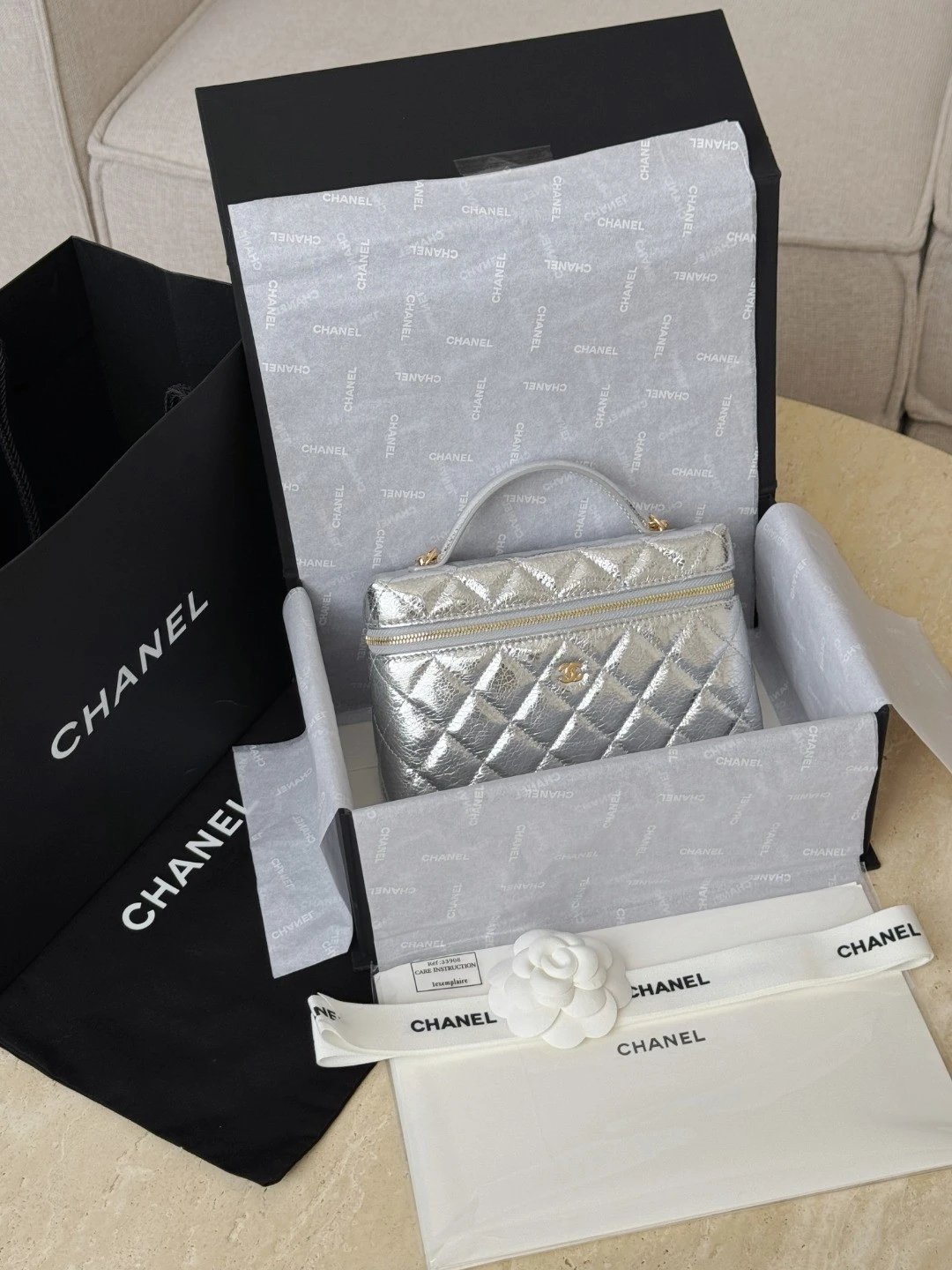 CHANEL 26X Christmas Vanity Bag - image 8