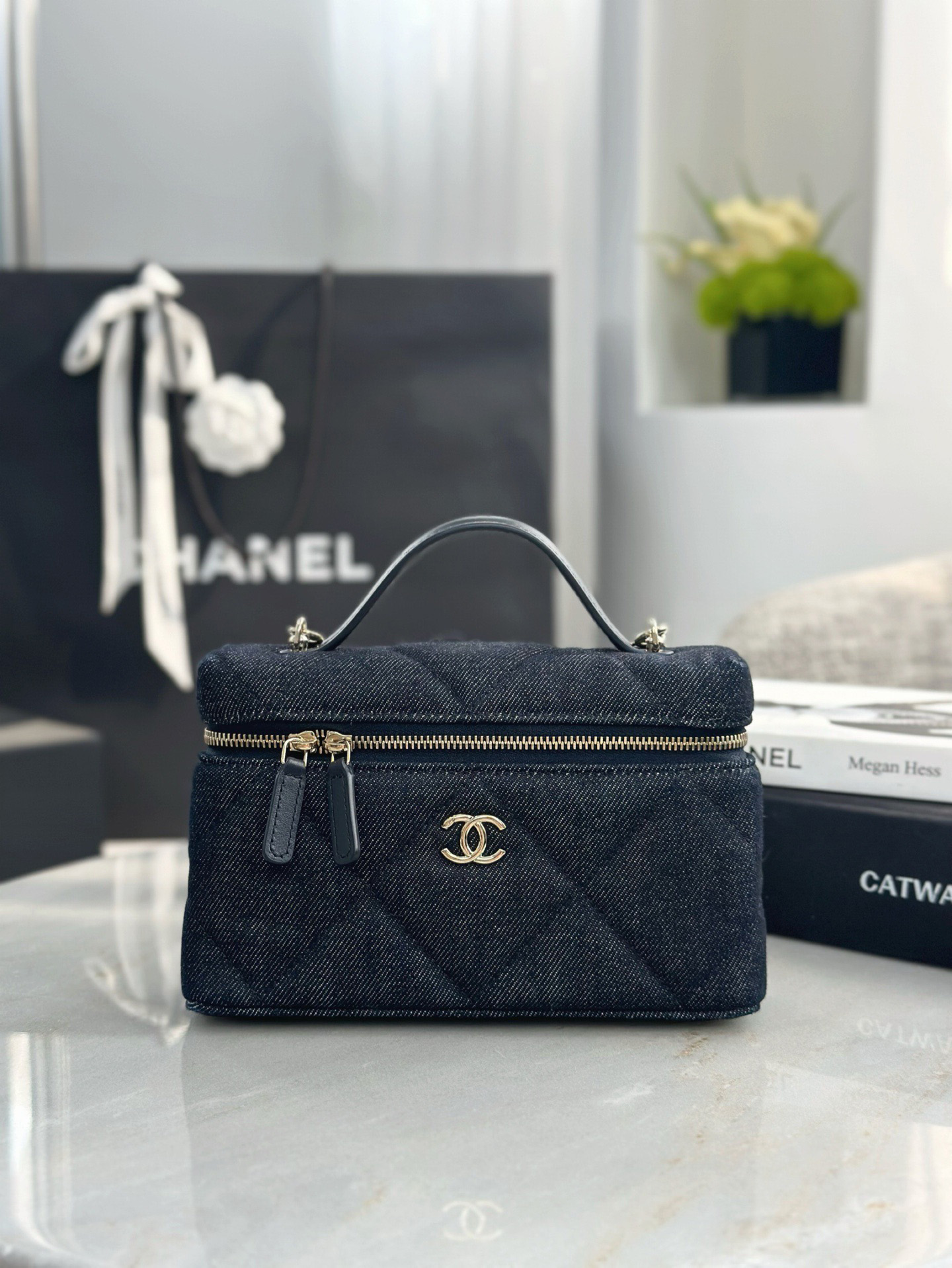 CHANEL 26S Denim Vanity Bag - image 2